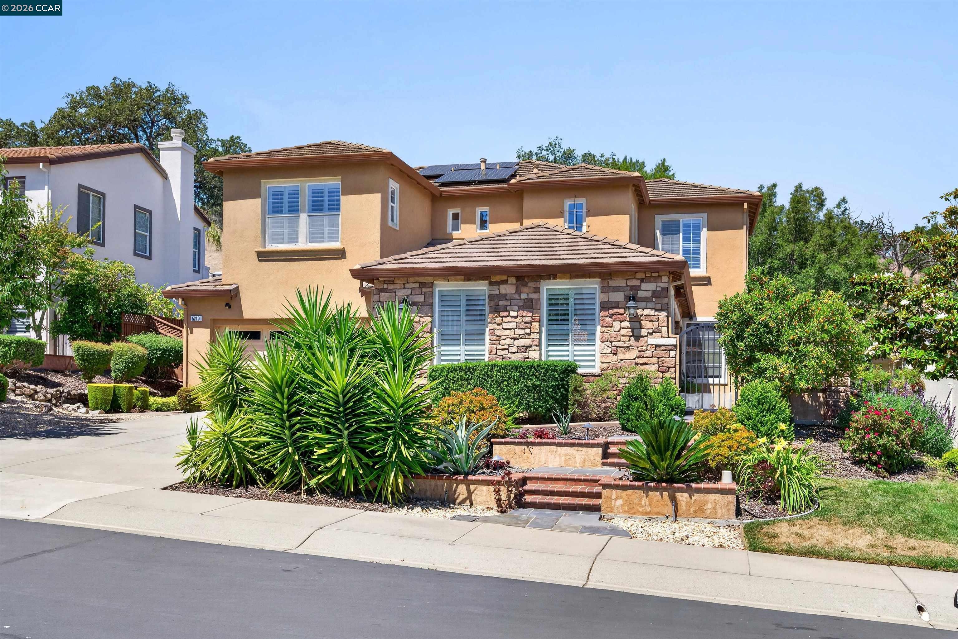 5210 S Montecito Dr