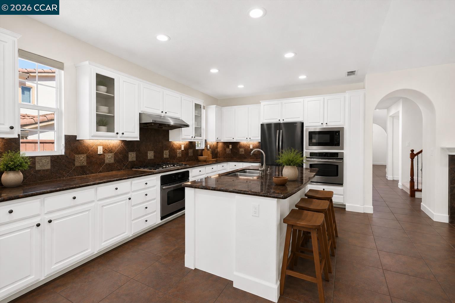 5210 S Montecito Dr