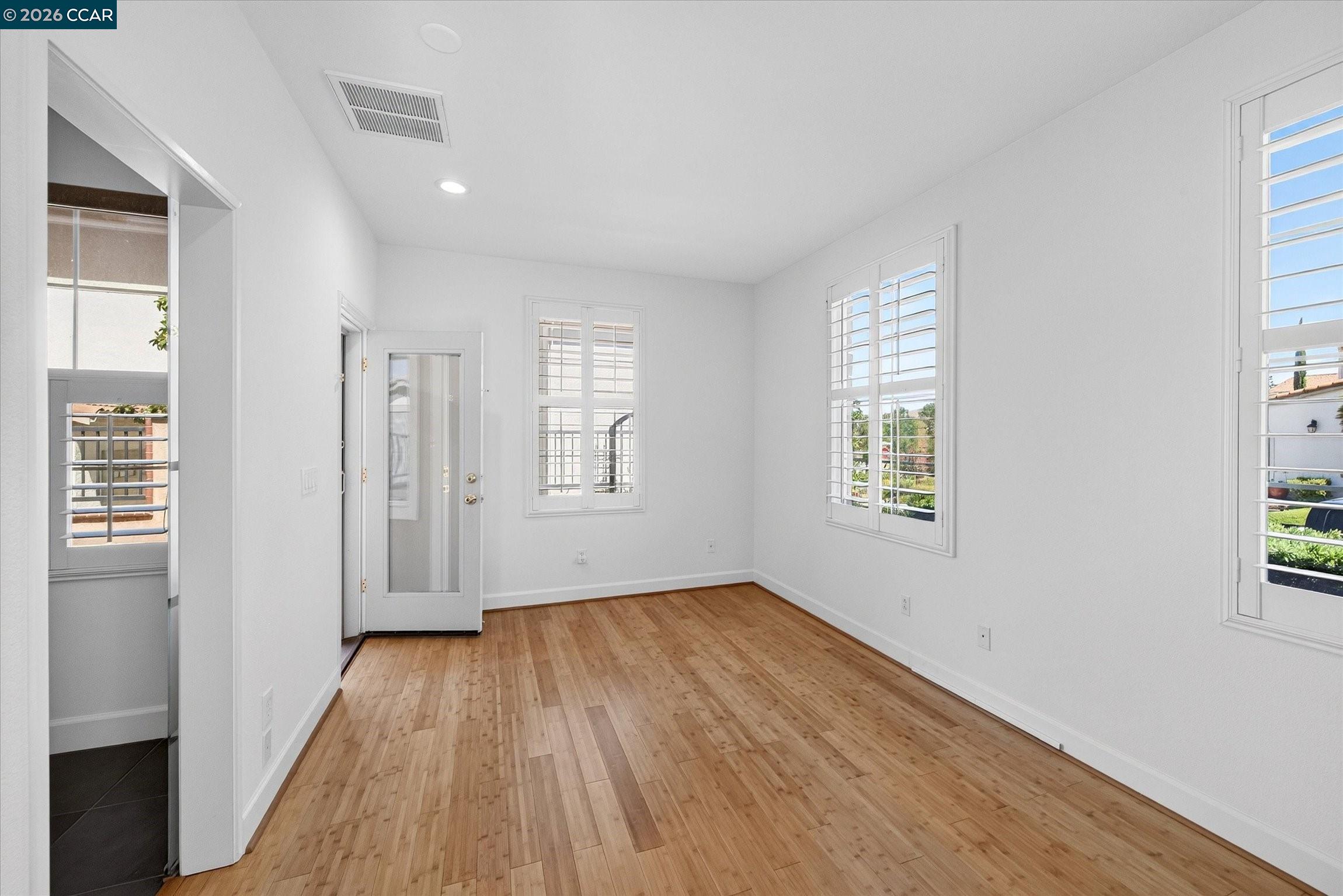 5210 S Montecito Dr