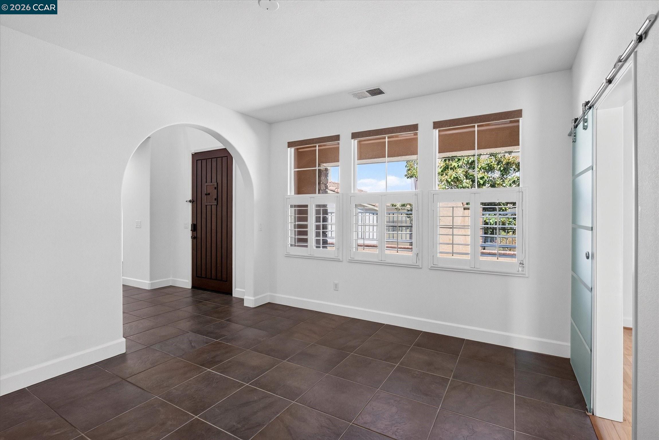 5210 S Montecito Dr