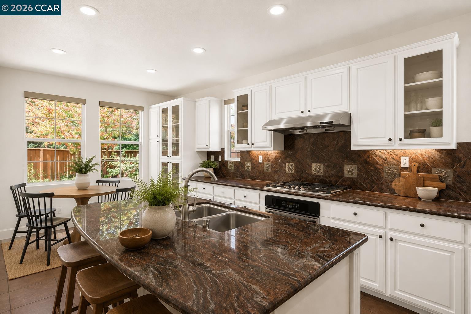 5210 S Montecito Dr