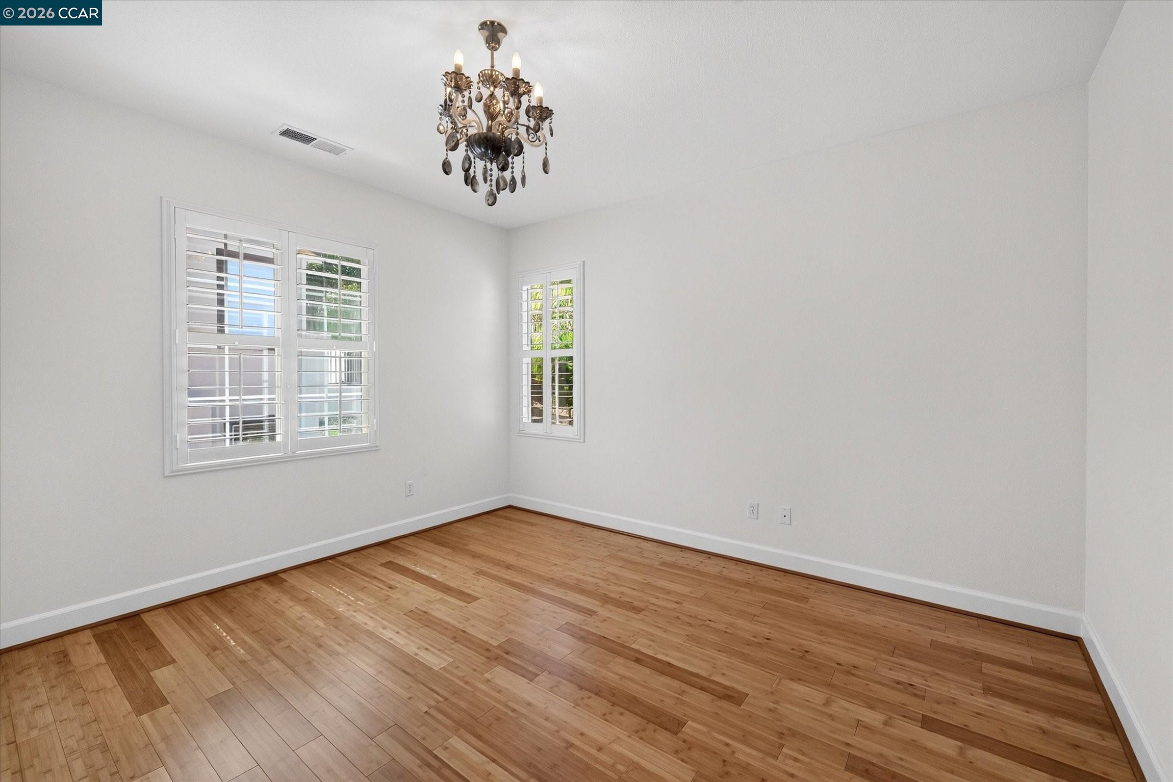 5210 S Montecito Dr
