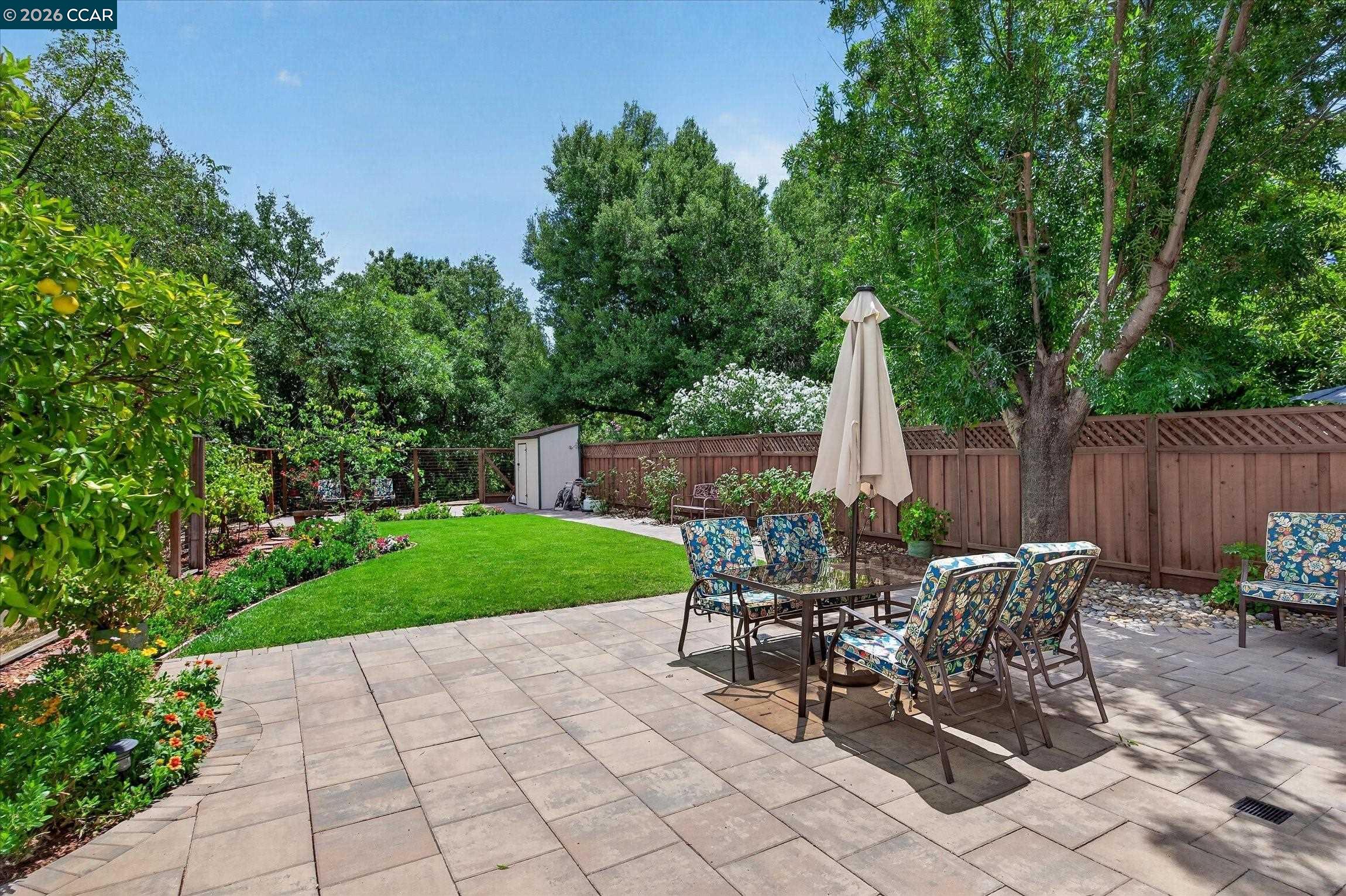 584 Mission Pl