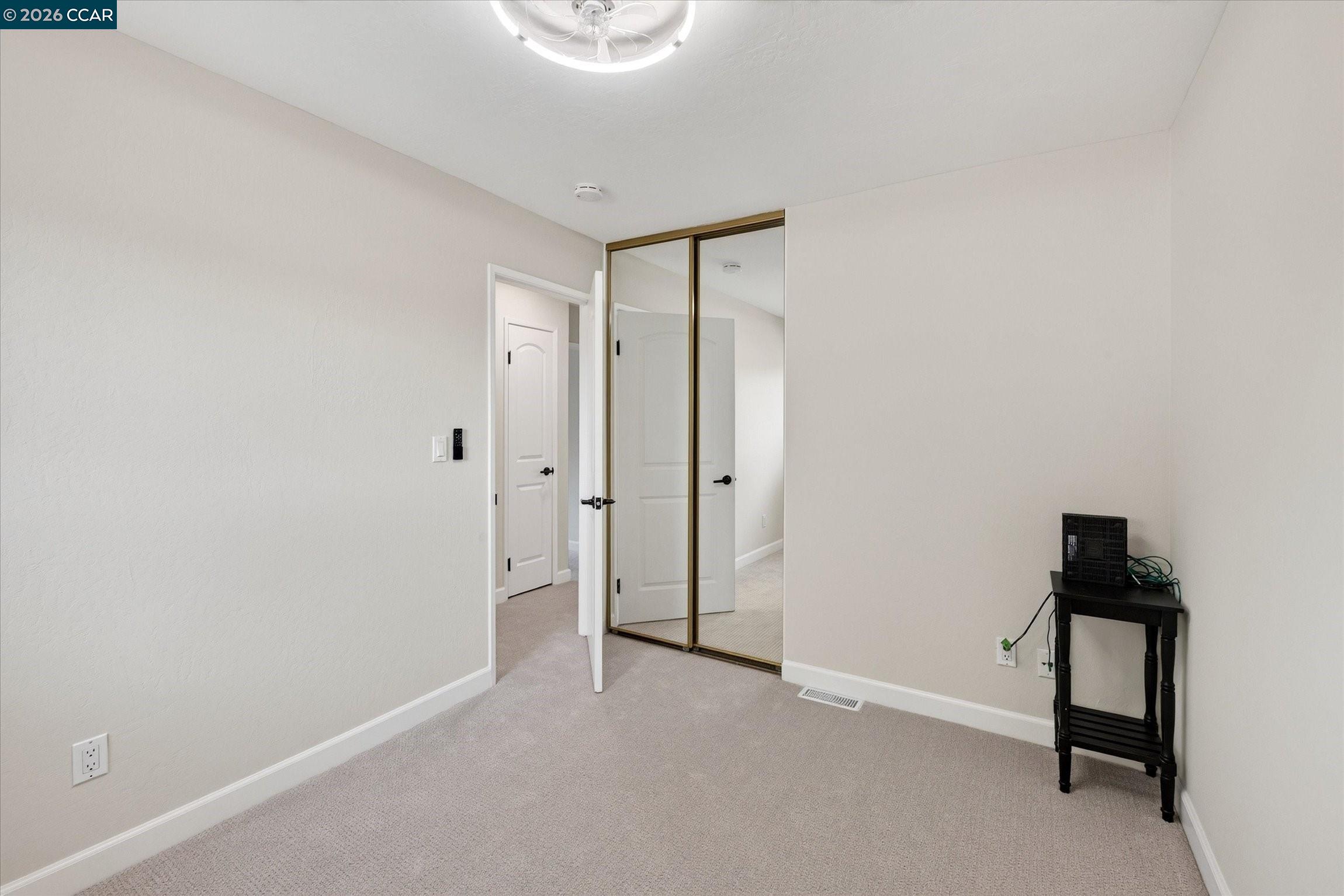 584 Mission Pl