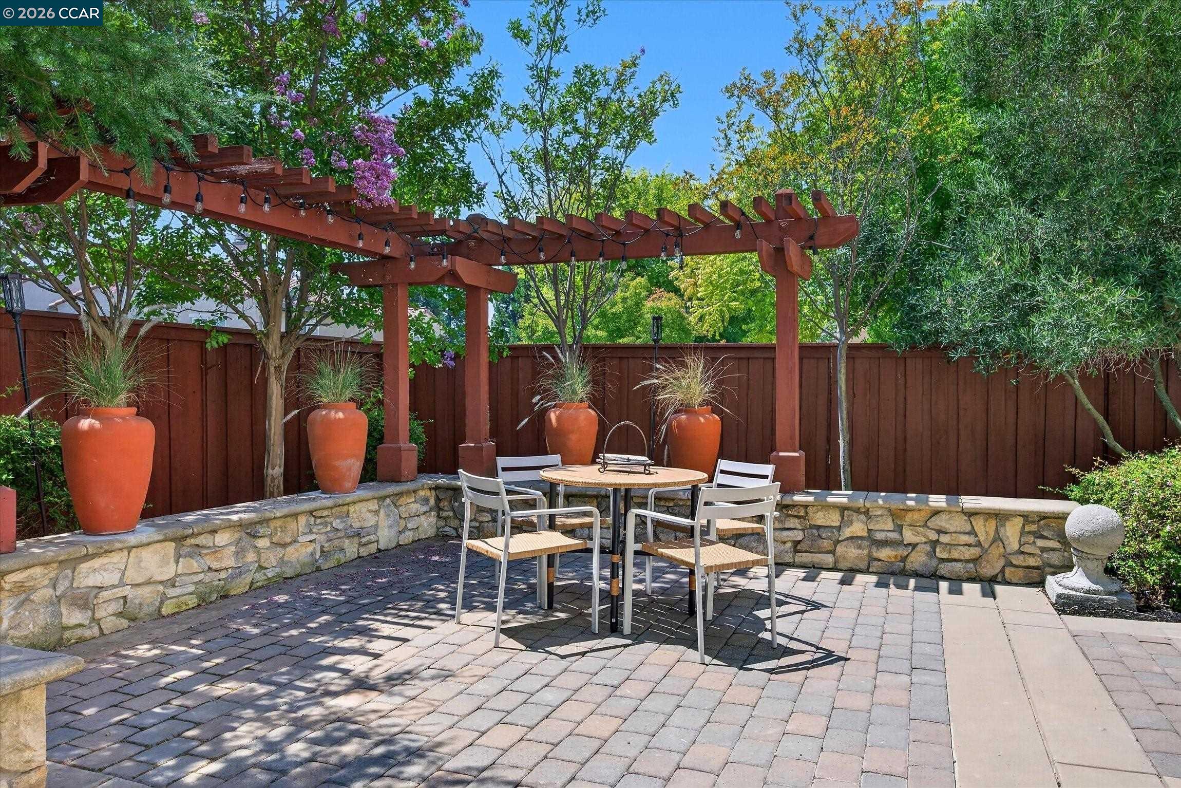 3086 Hastings Way