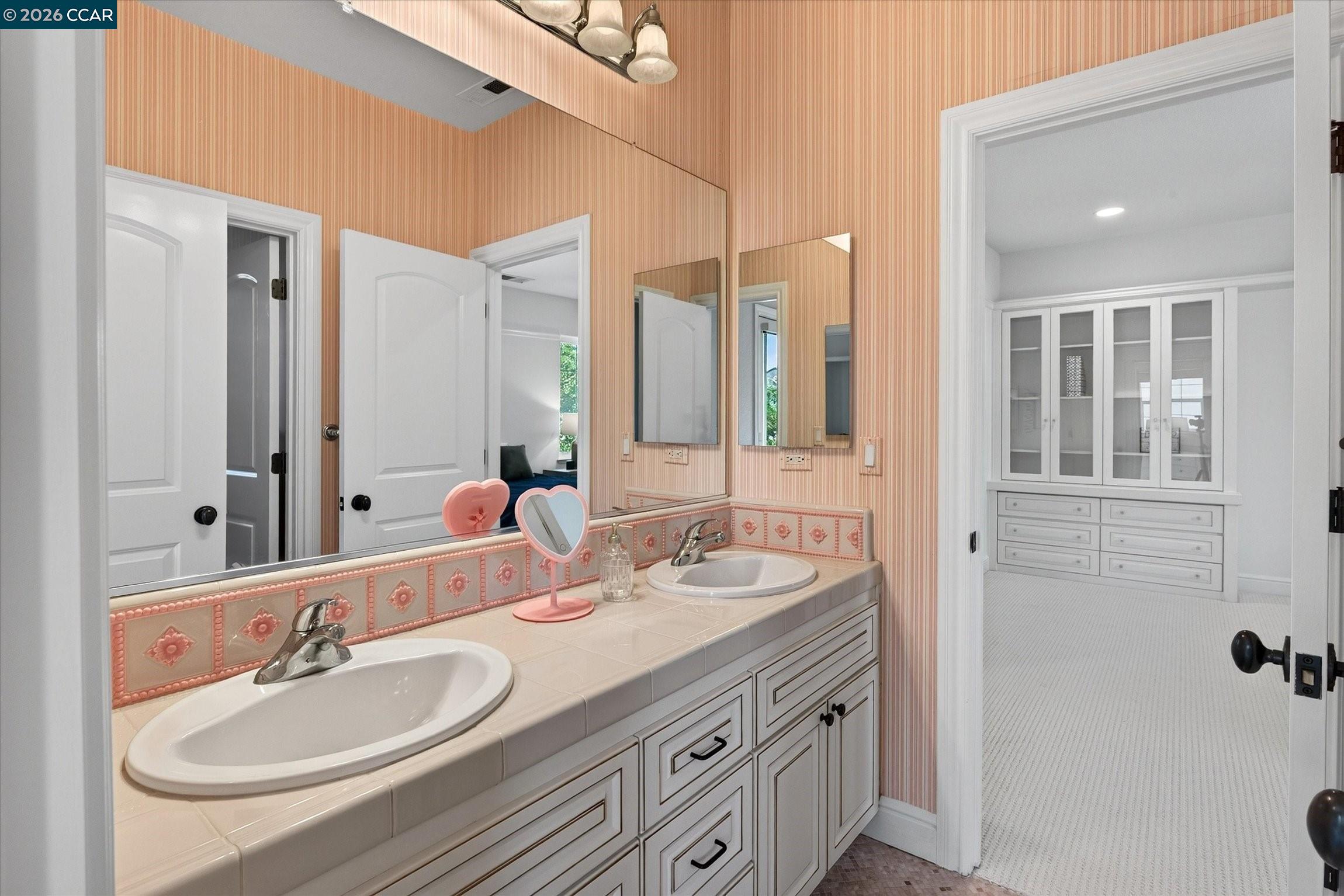 3086 Hastings Way