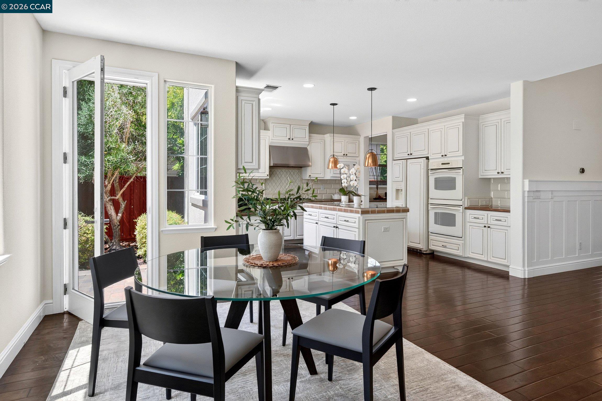3086 Hastings Way