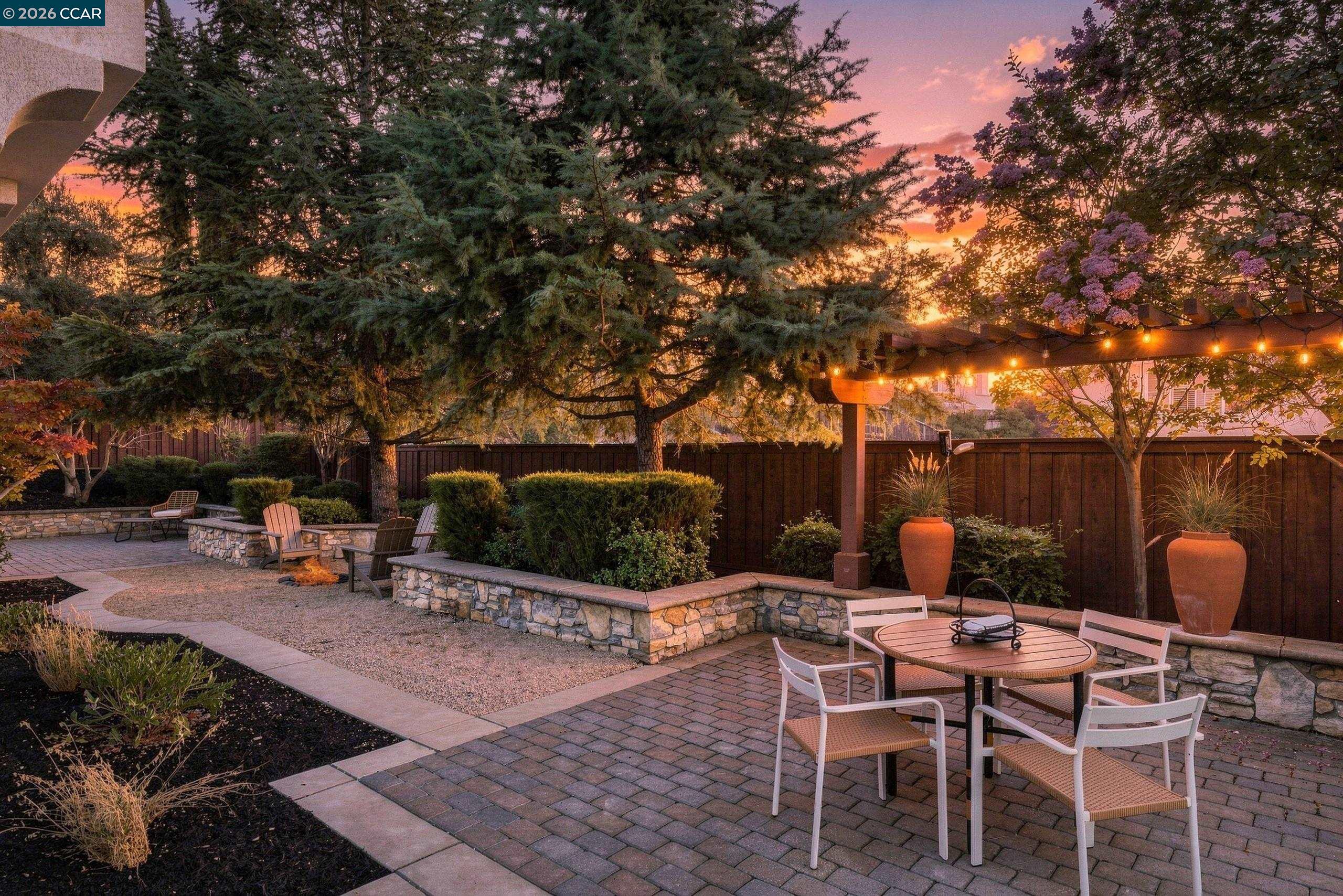 3086 Hastings Way