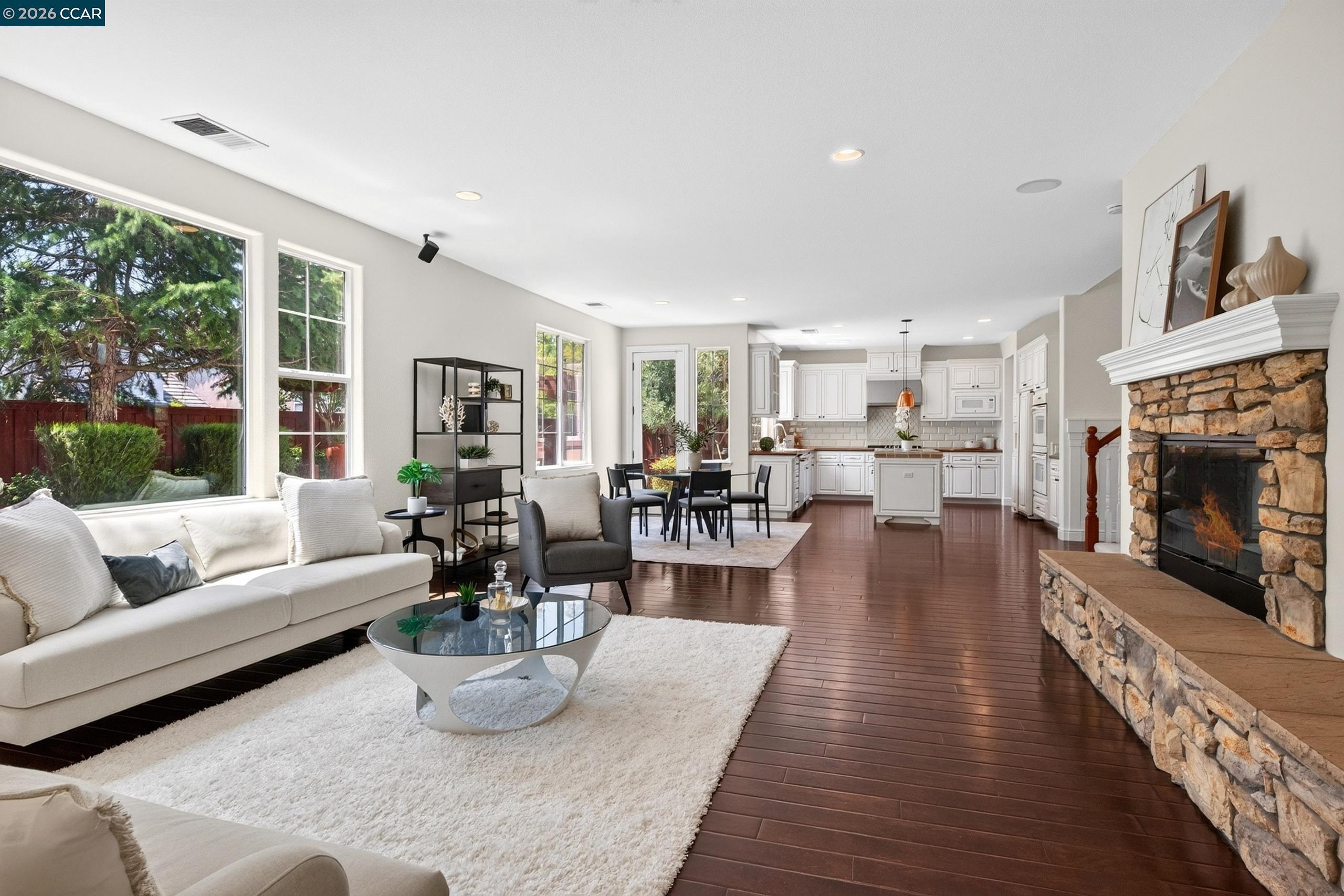 3086 Hastings Way