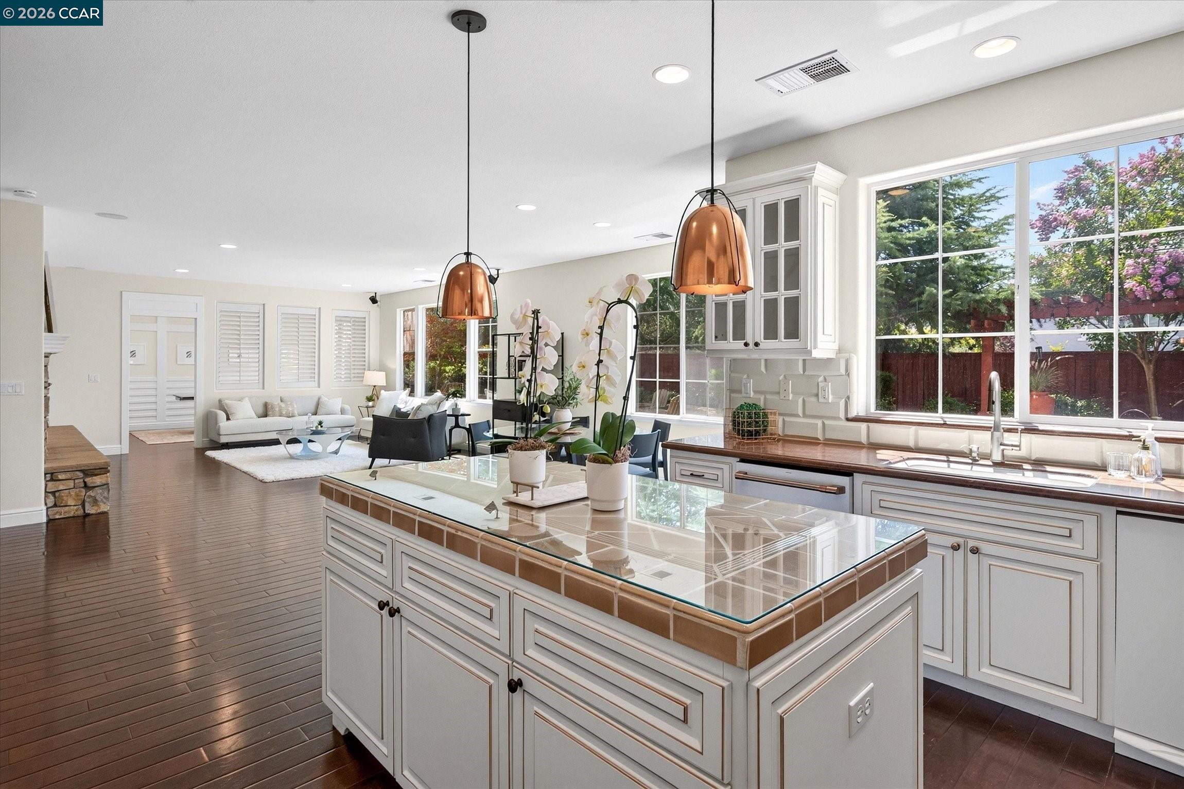 3086 Hastings Way