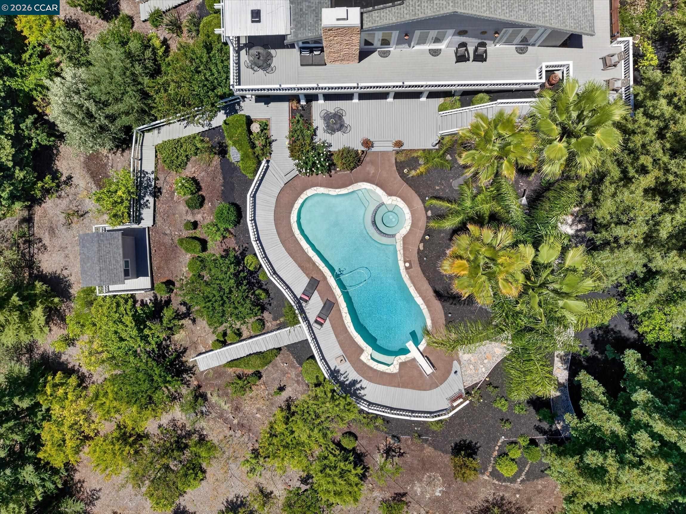 671 Logan Ln