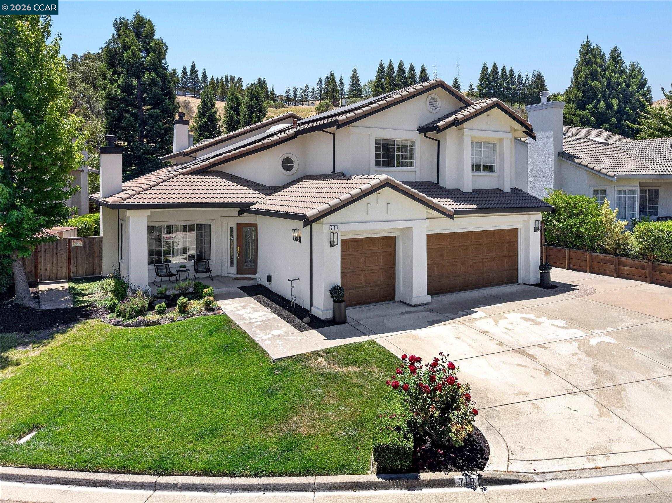 719 Bourne Ct