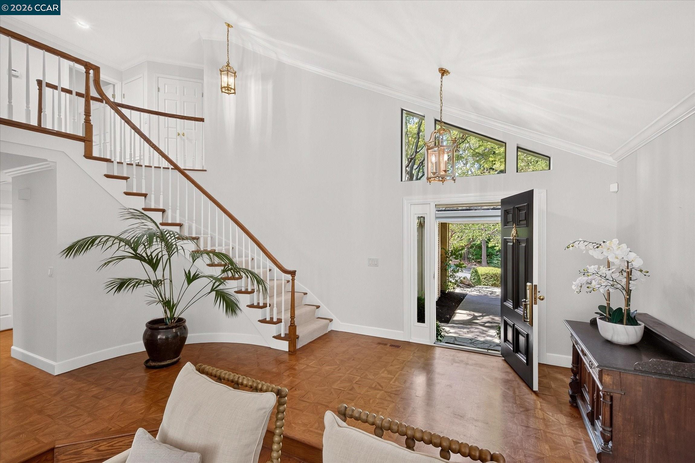 549 Buttonwood Dr