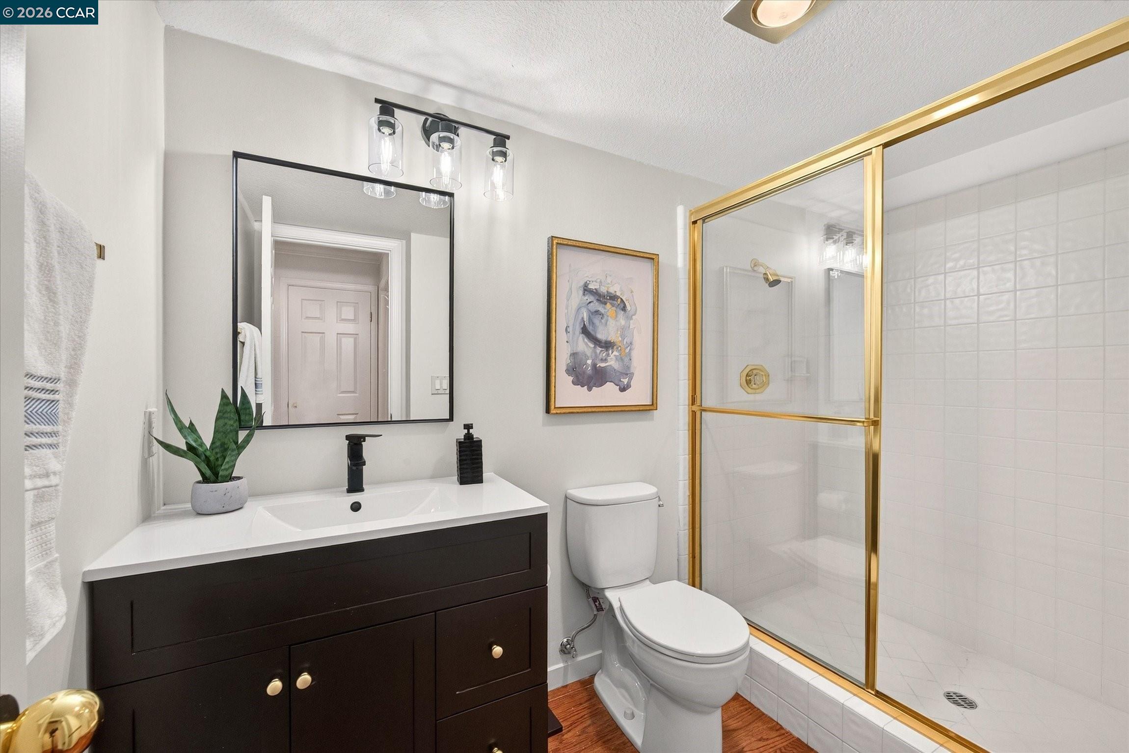 549 Buttonwood Dr