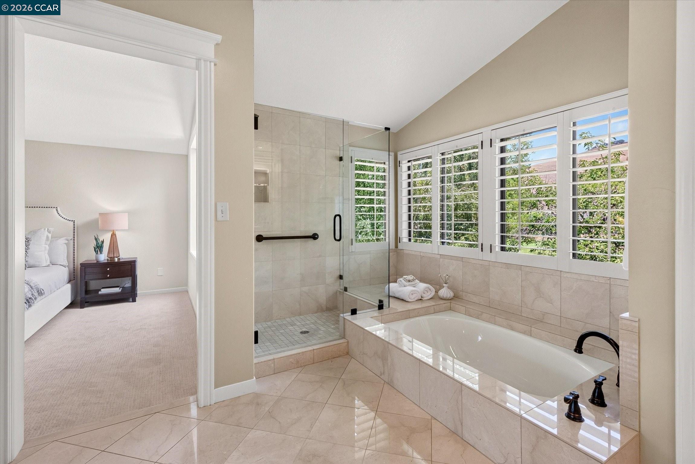 549 Buttonwood Dr