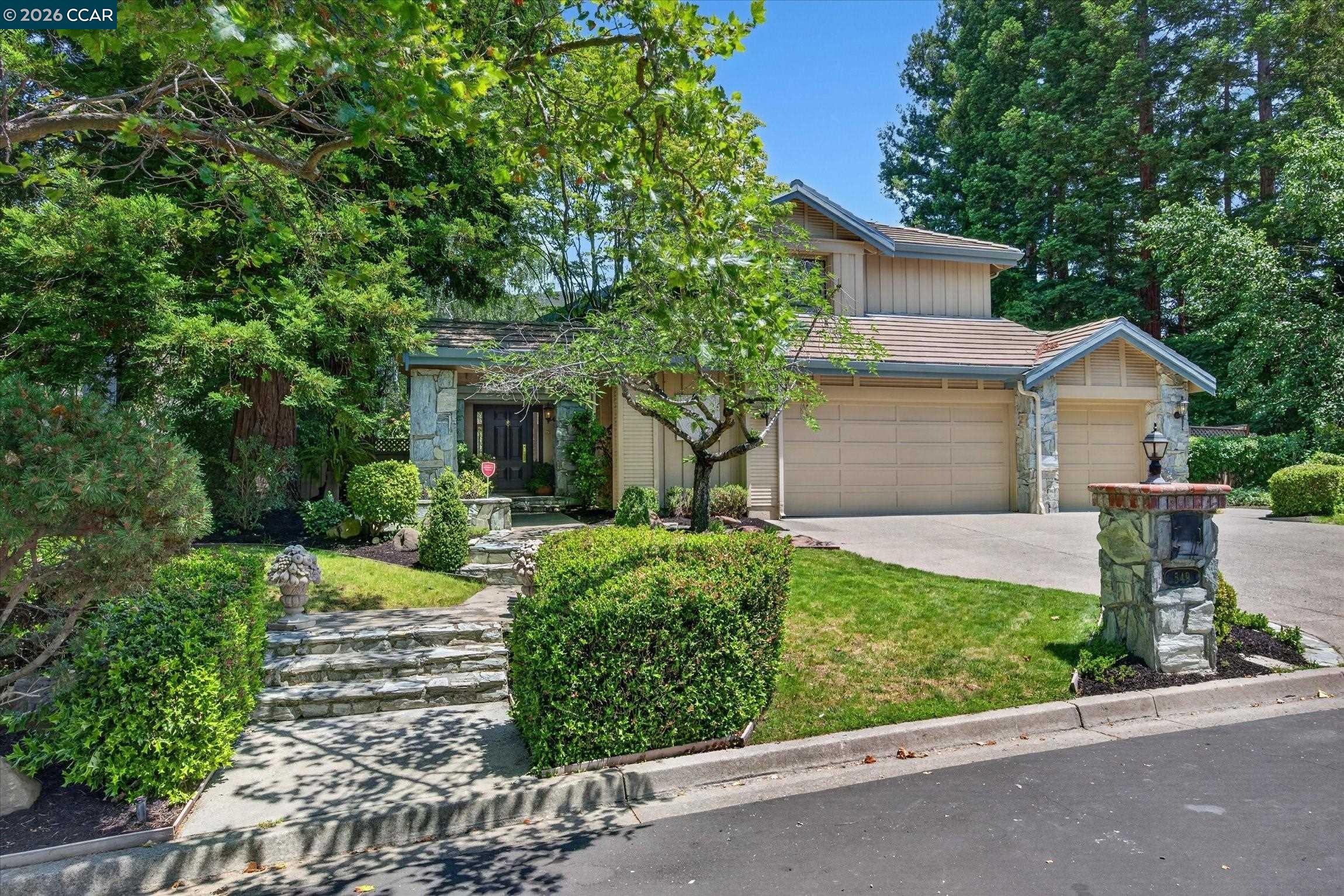 549 Buttonwood Dr