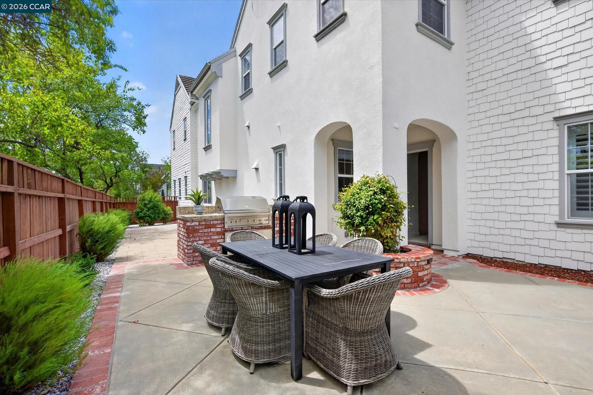 1967 Casablanca St