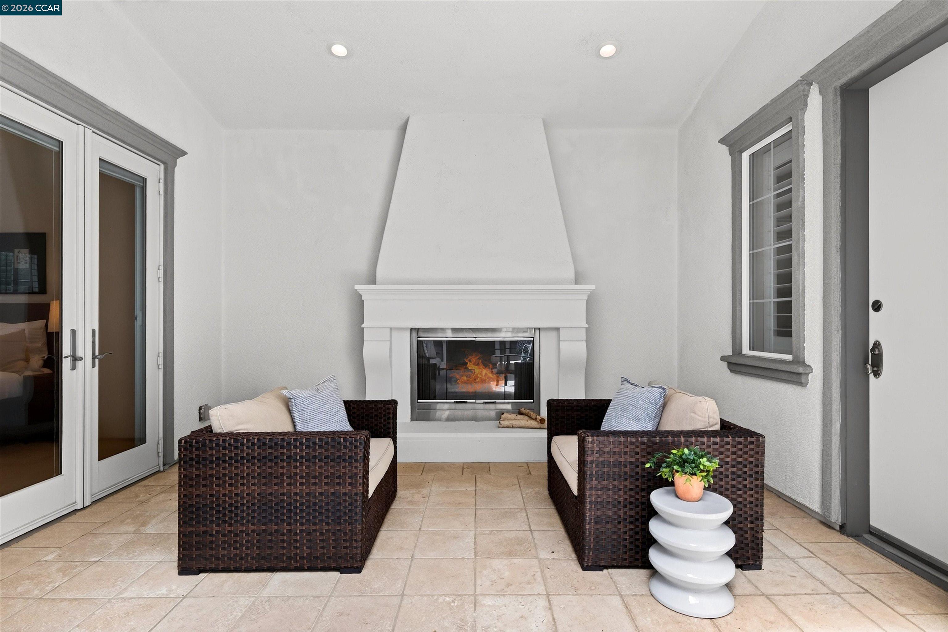 1967 Casablanca St