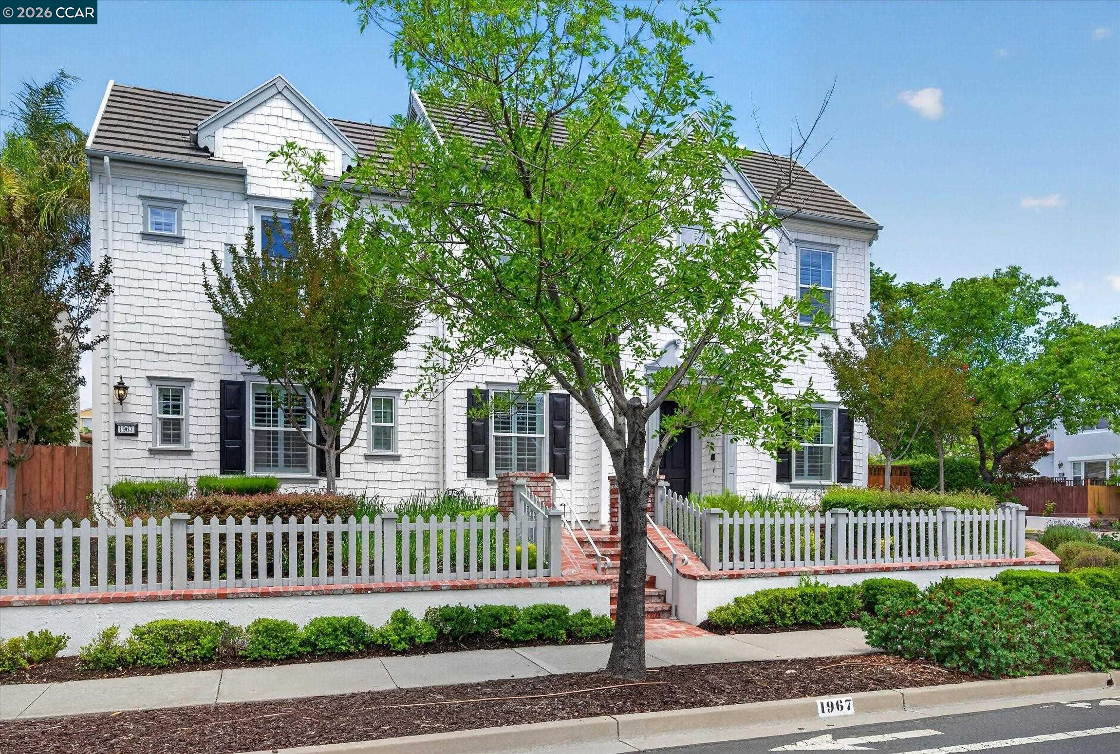 1967 Casablanca St
