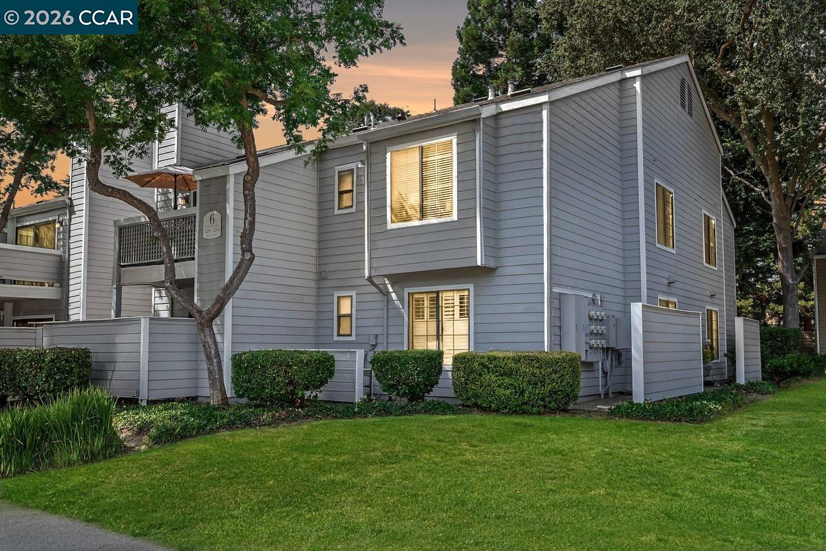 332 Eastridge Dr