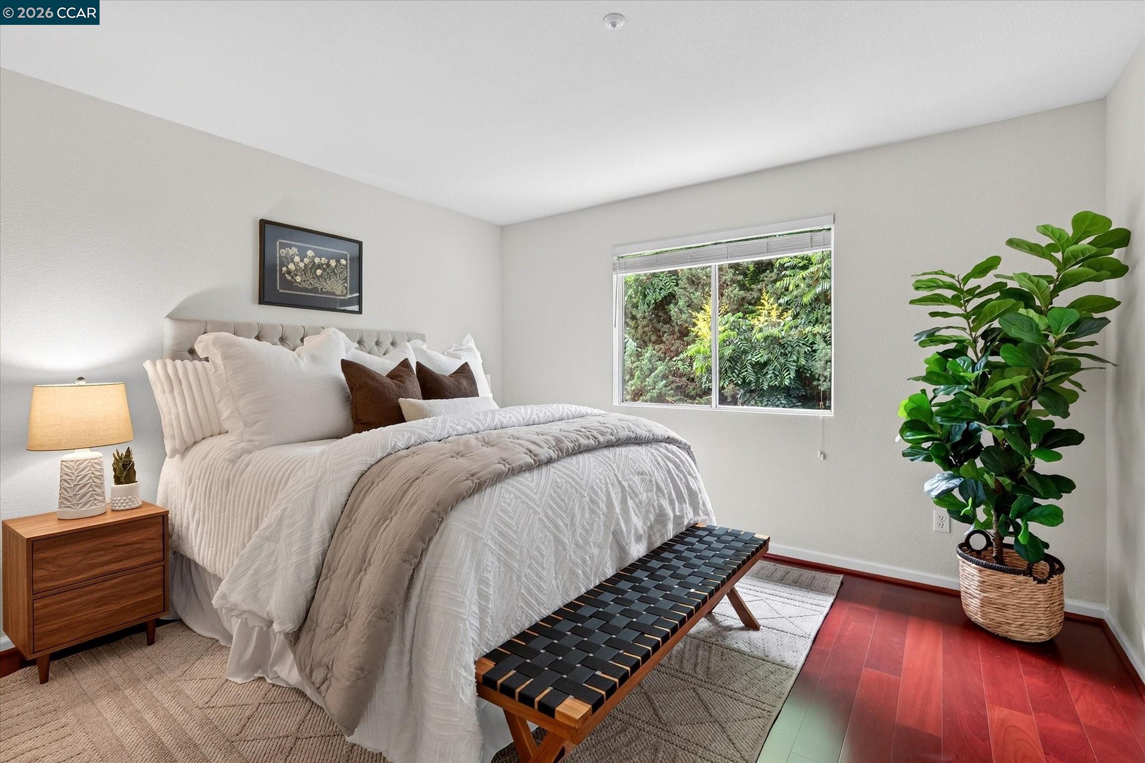 15 Creekside Dr