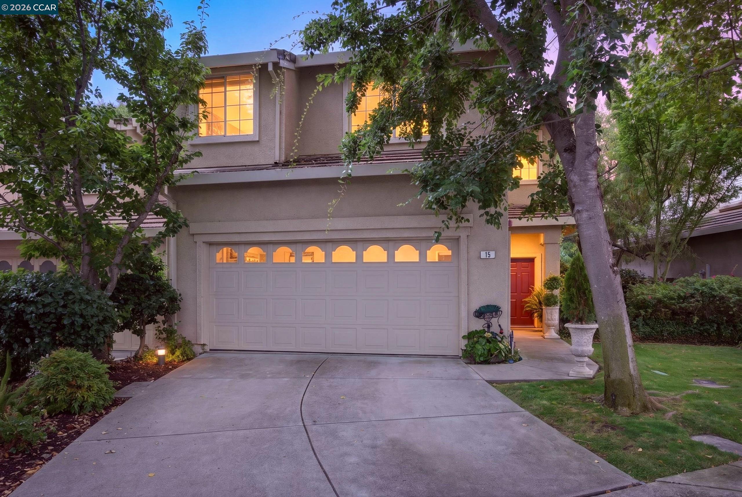 15 Creekside Dr