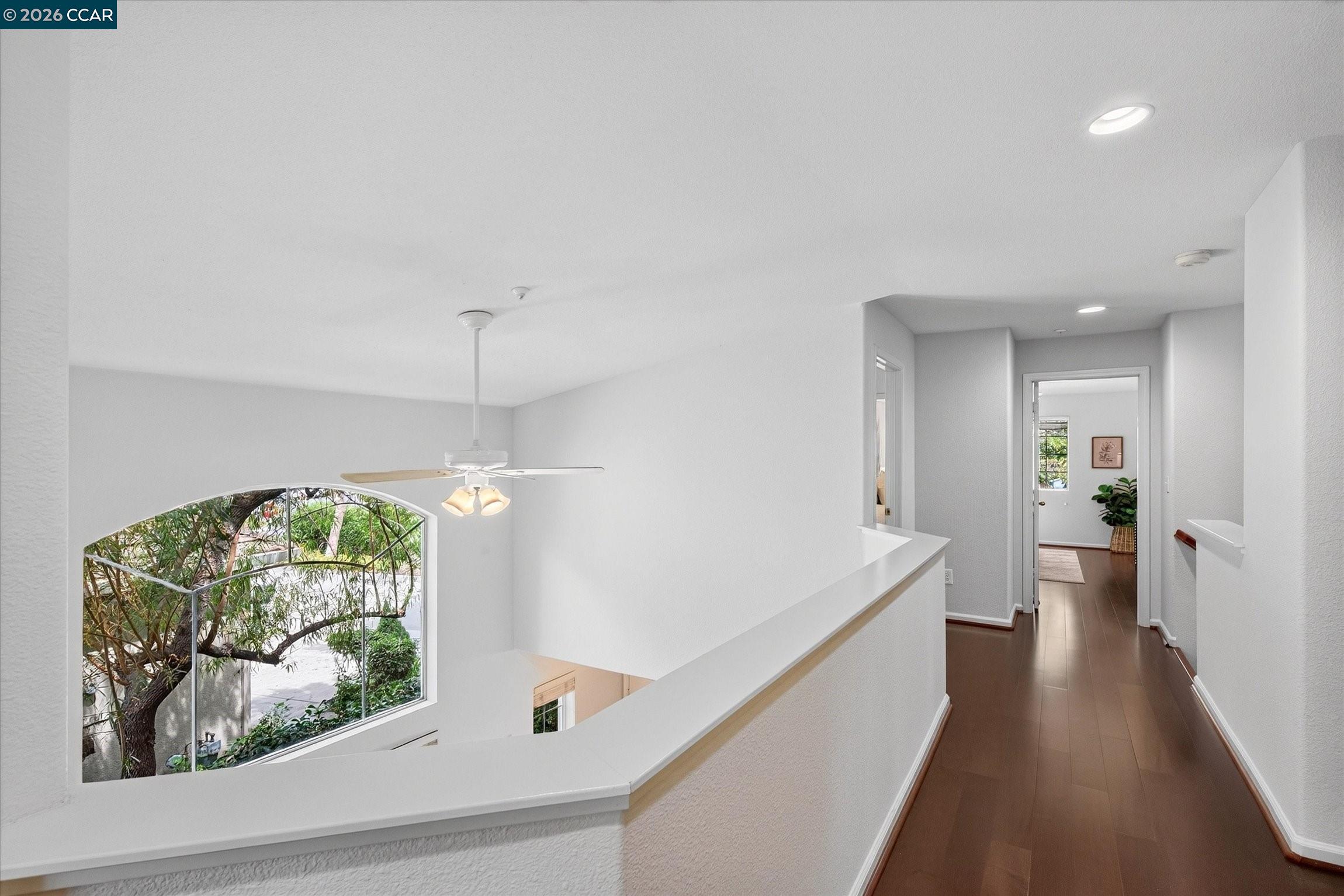 15 Creekside Dr