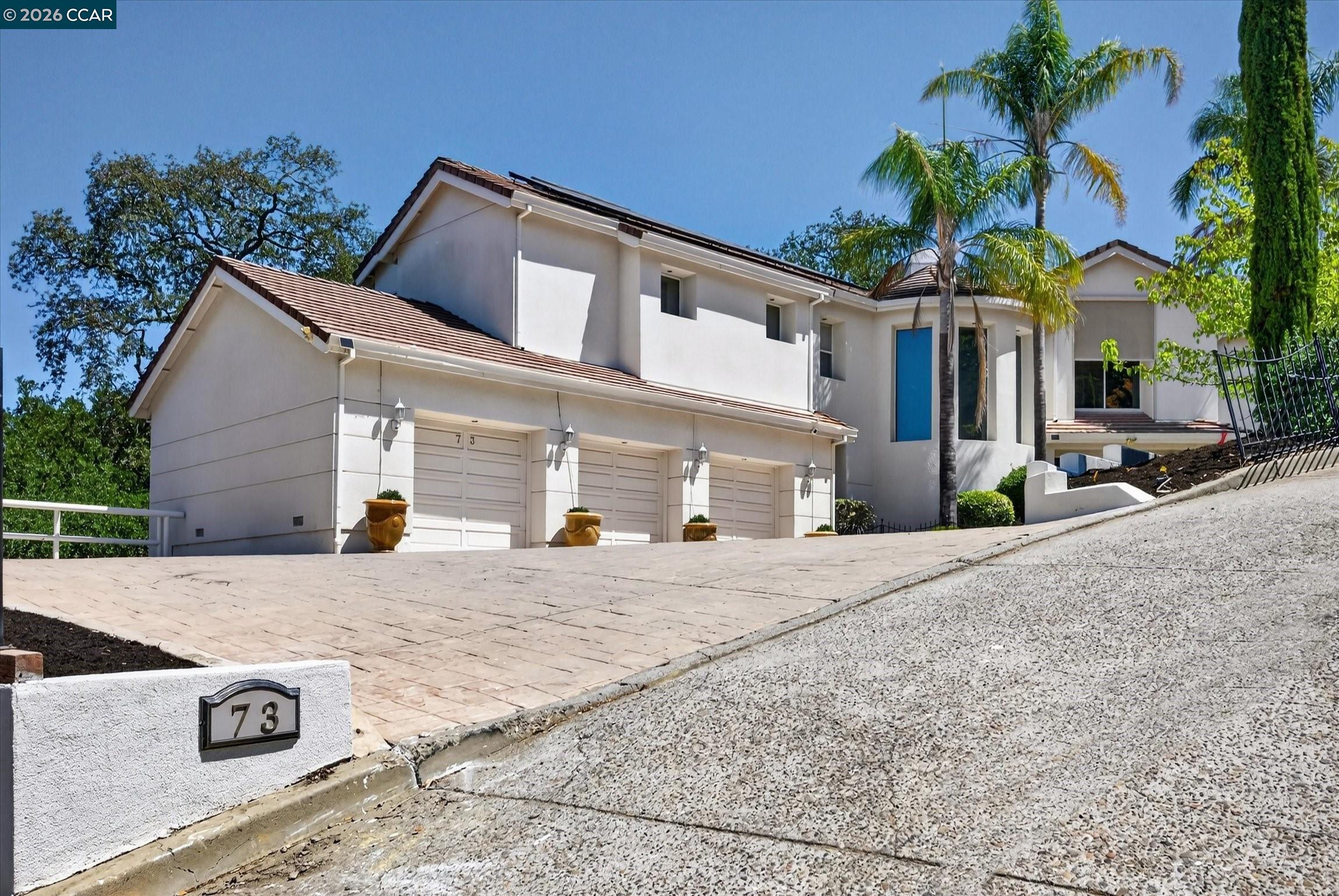 73 Blackhawk Club Ct