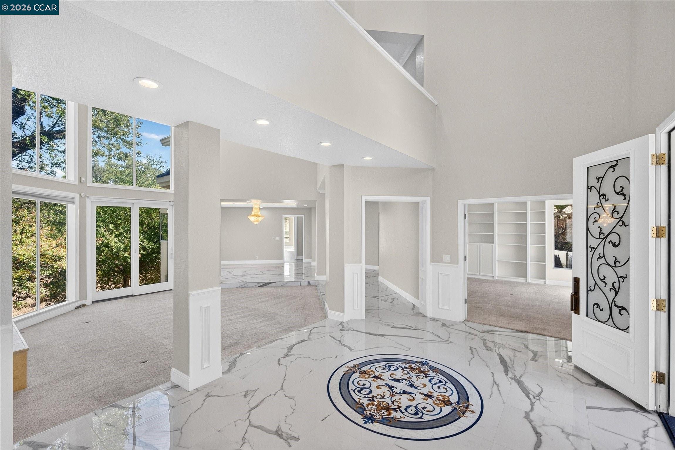 73 Blackhawk Club Ct