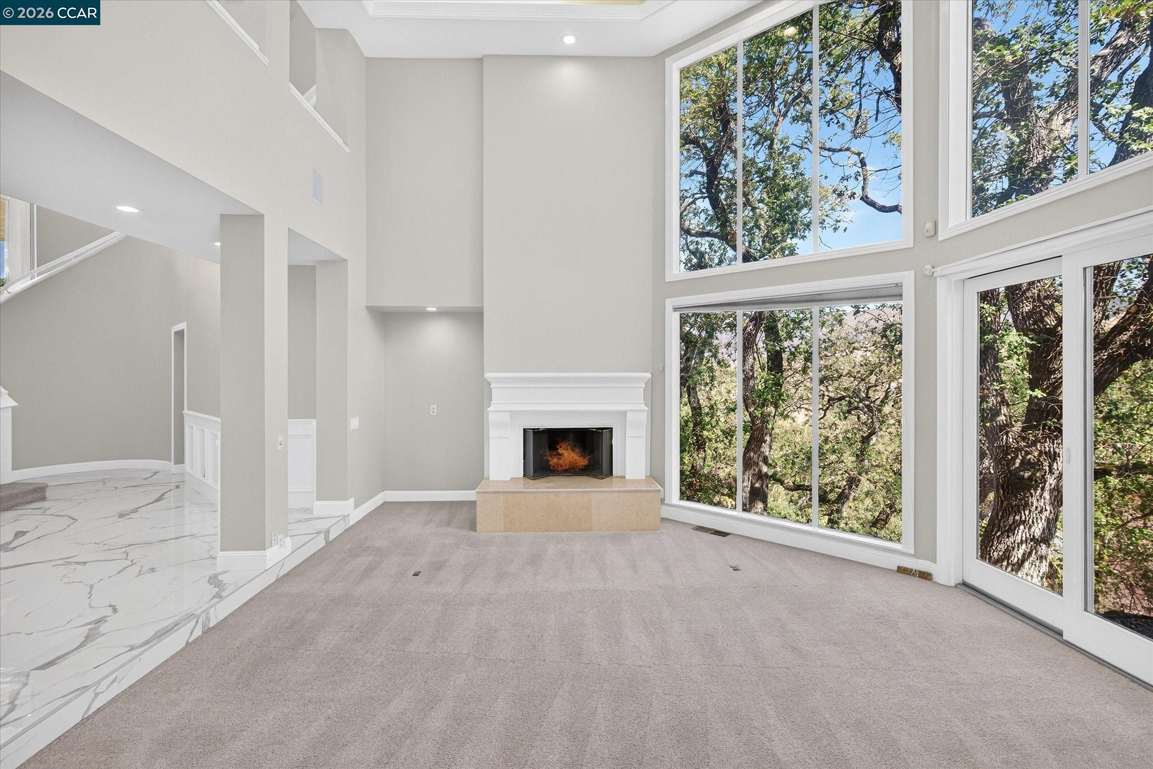 73 Blackhawk Club Ct