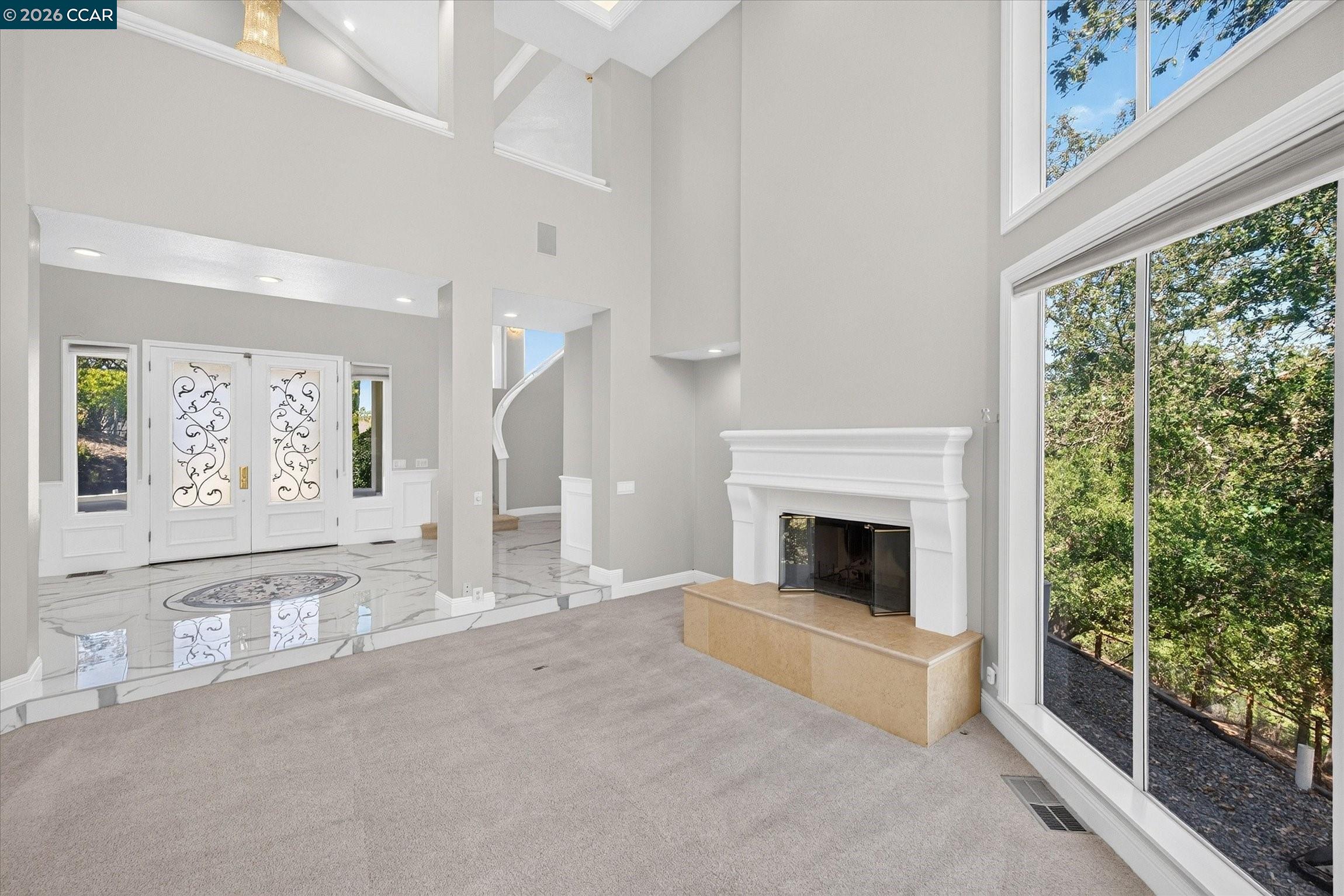 73 Blackhawk Club Ct