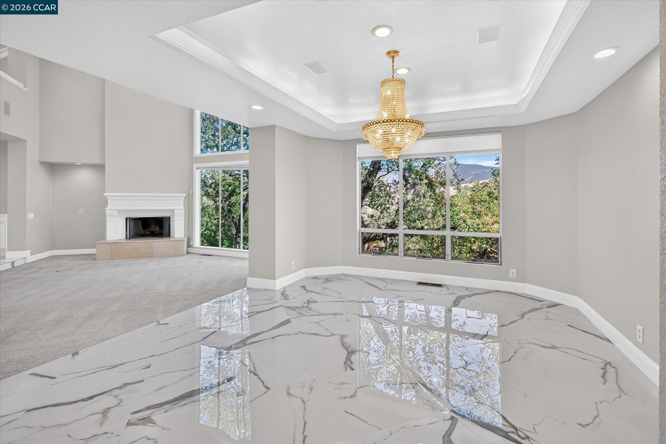 73 Blackhawk Club Ct