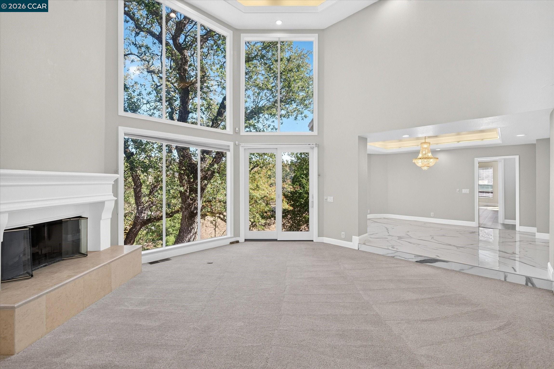 73 Blackhawk Club Ct