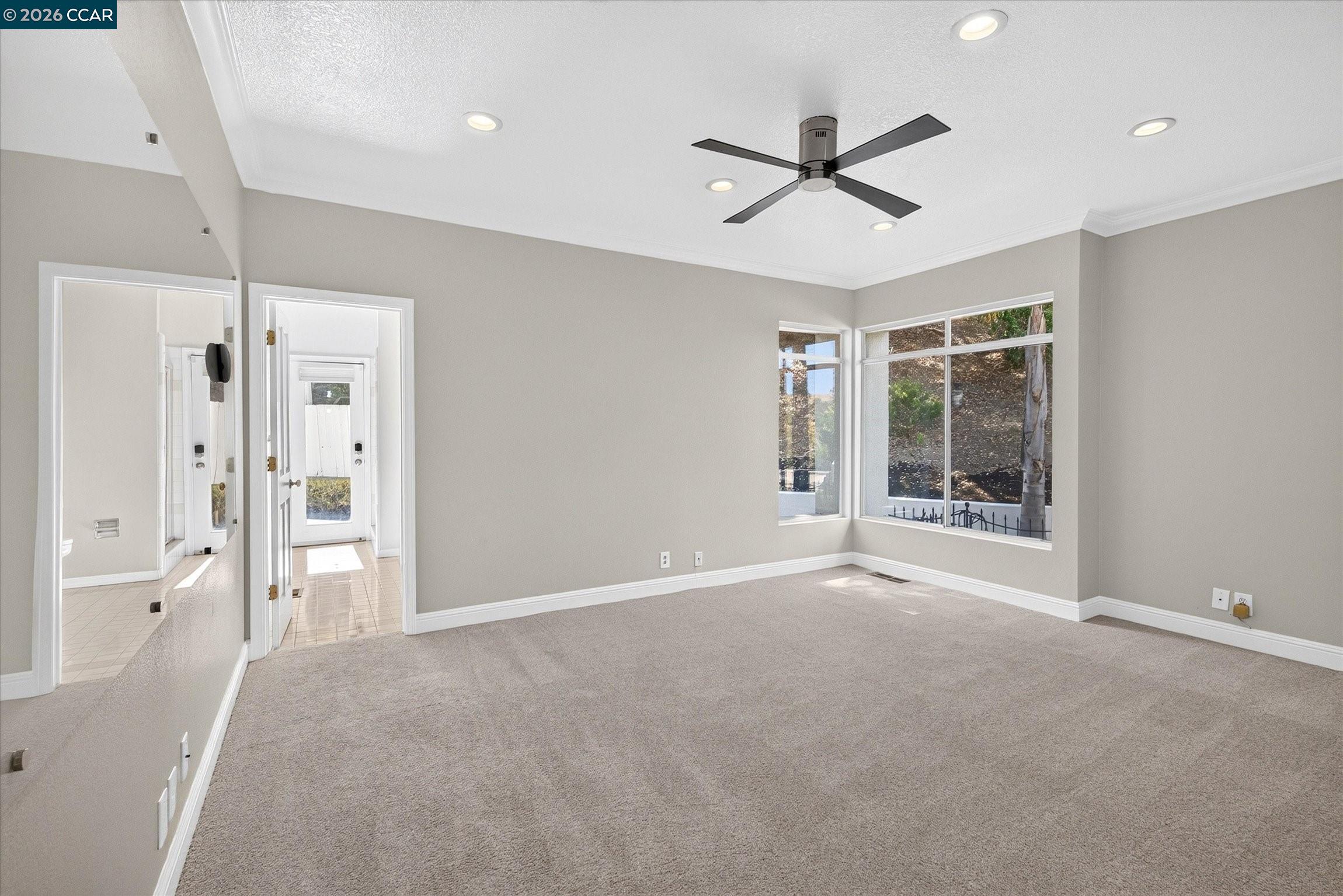 73 Blackhawk Club Ct