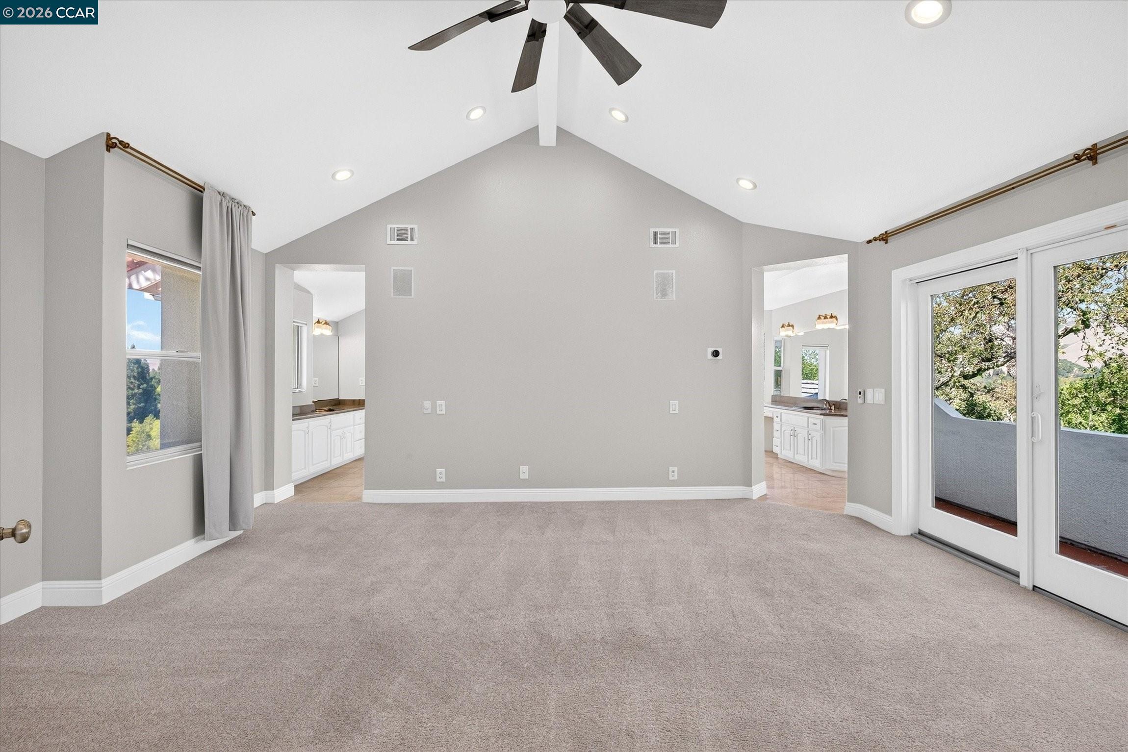 73 Blackhawk Club Ct