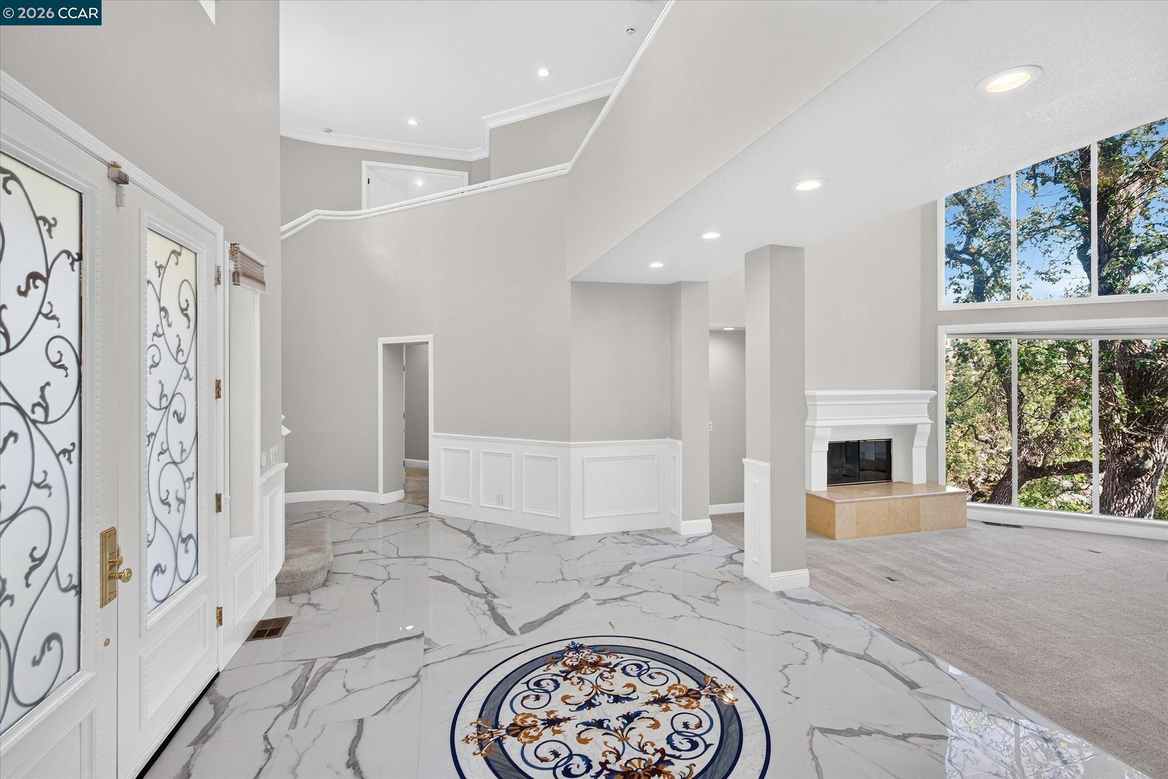 73 Blackhawk Club Ct