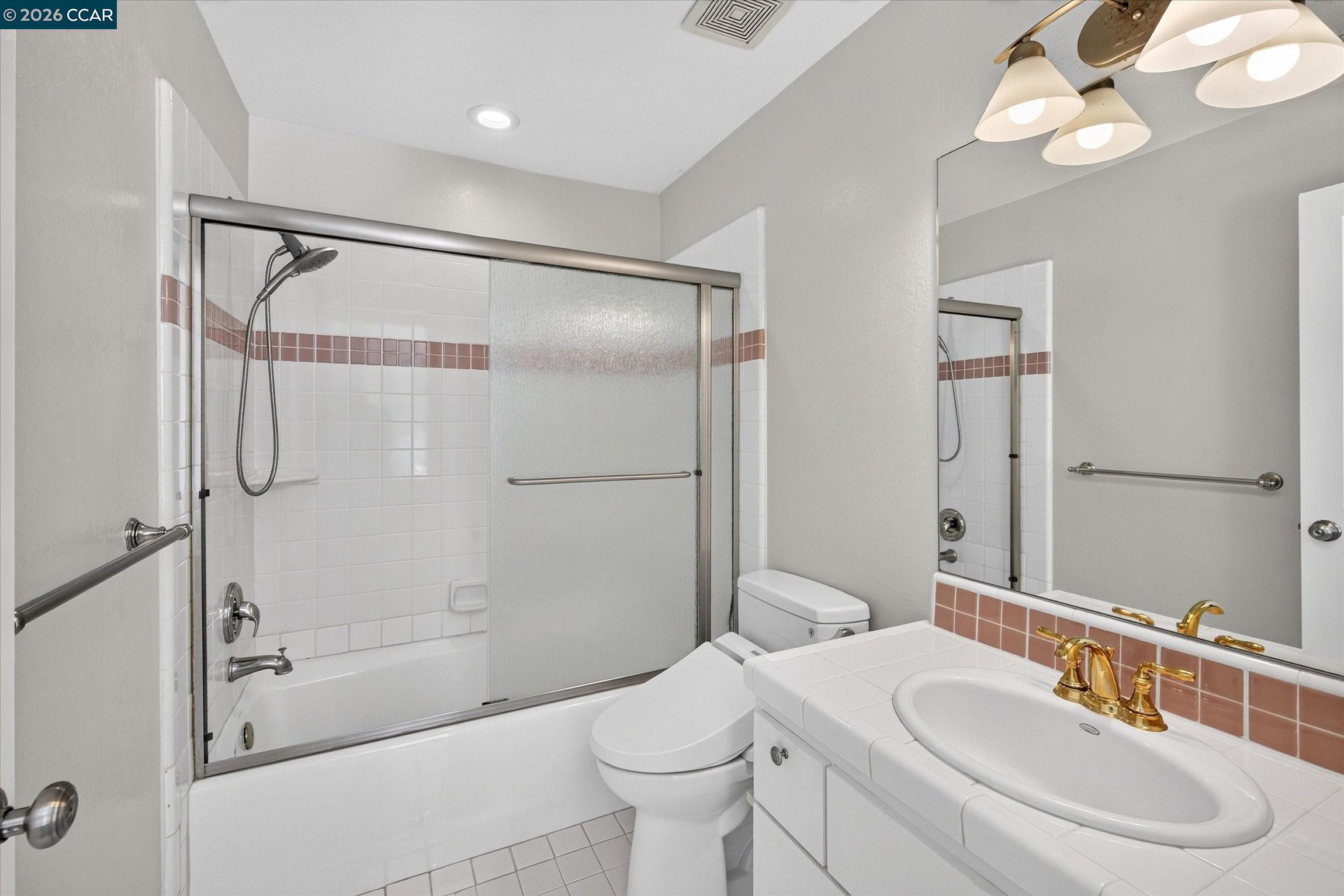 73 Blackhawk Club Ct