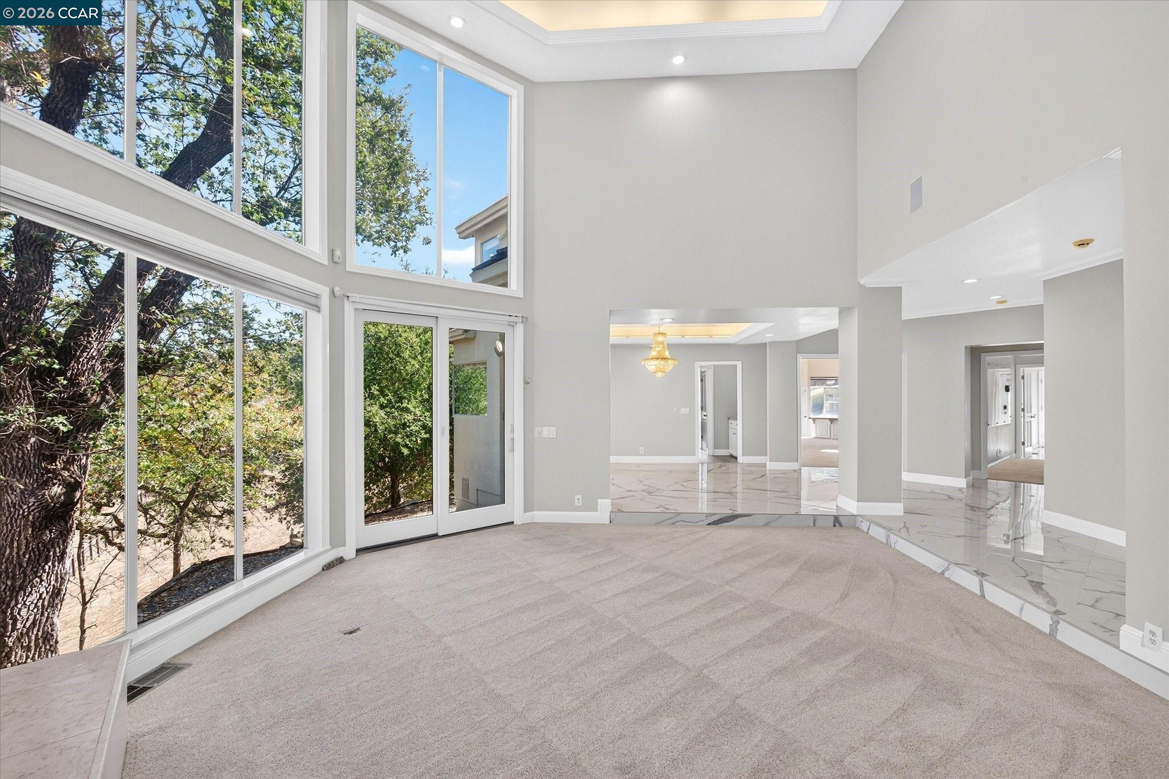 73 Blackhawk Club Ct