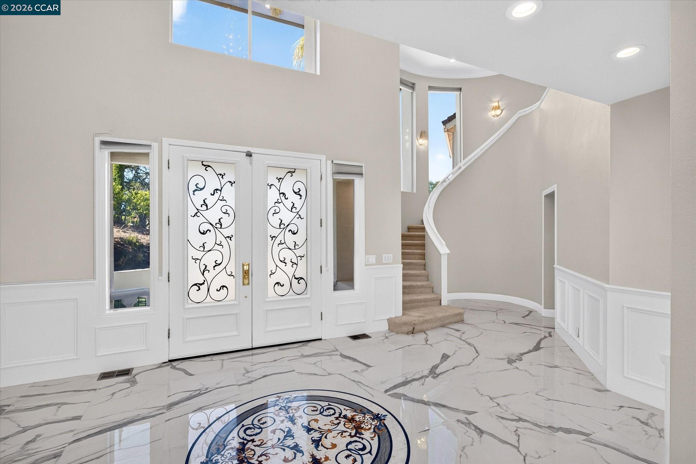 73 Blackhawk Club Ct