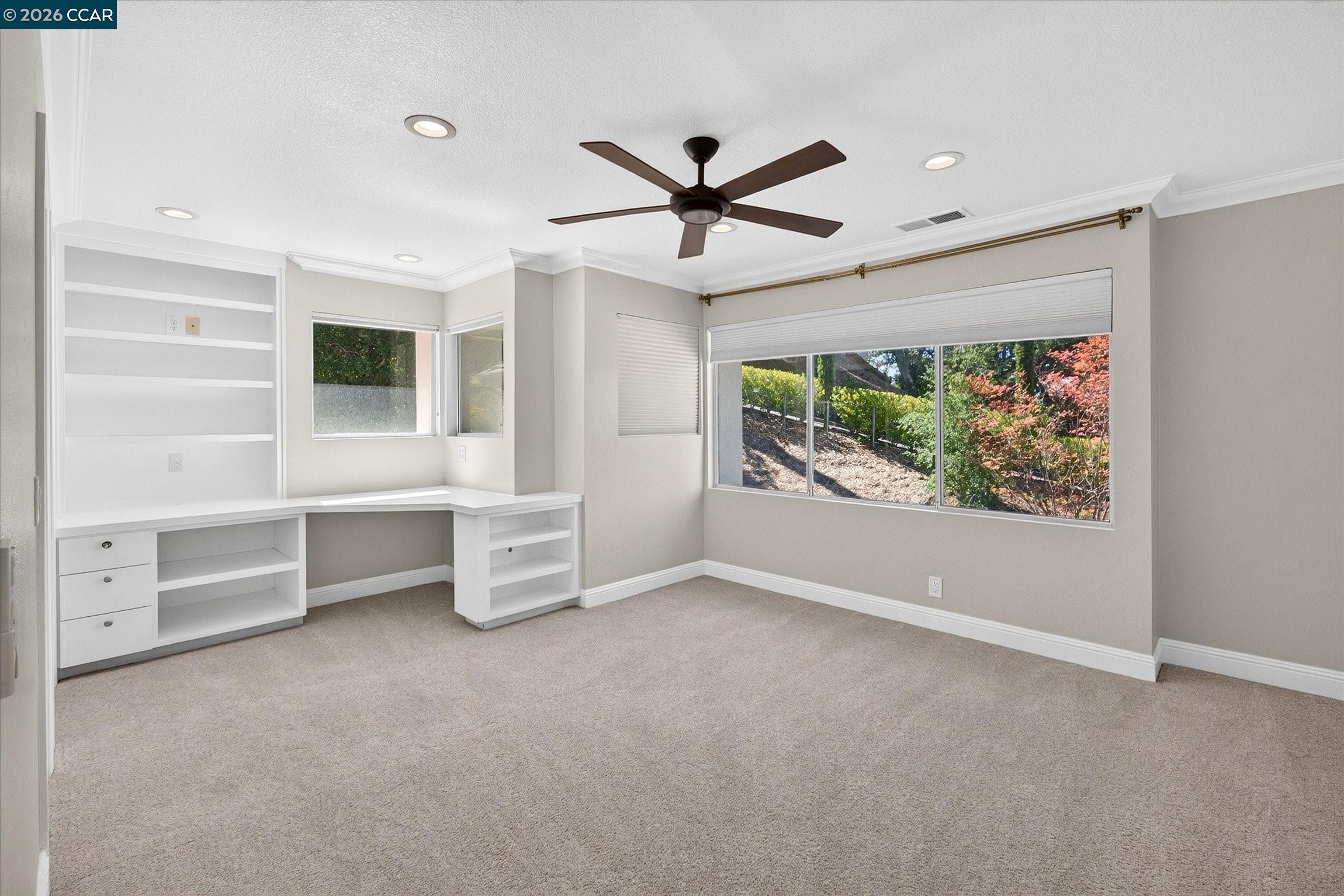 73 Blackhawk Club Ct