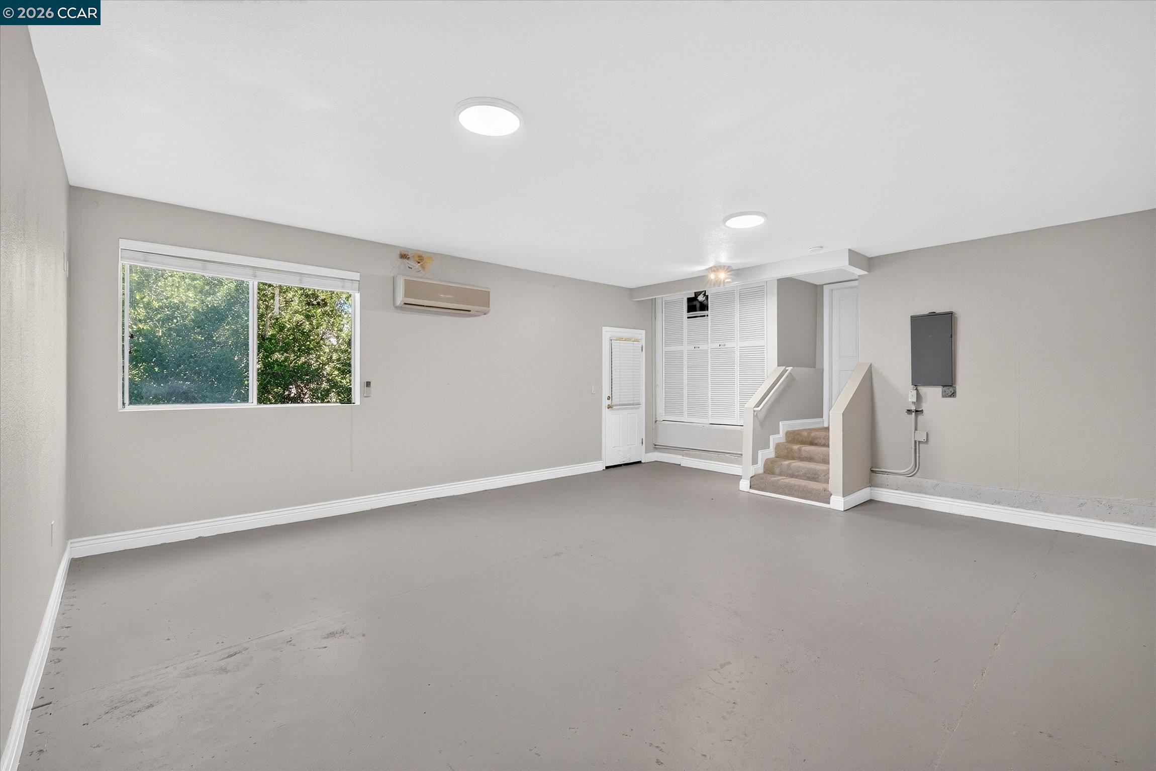 73 Blackhawk Club Ct
