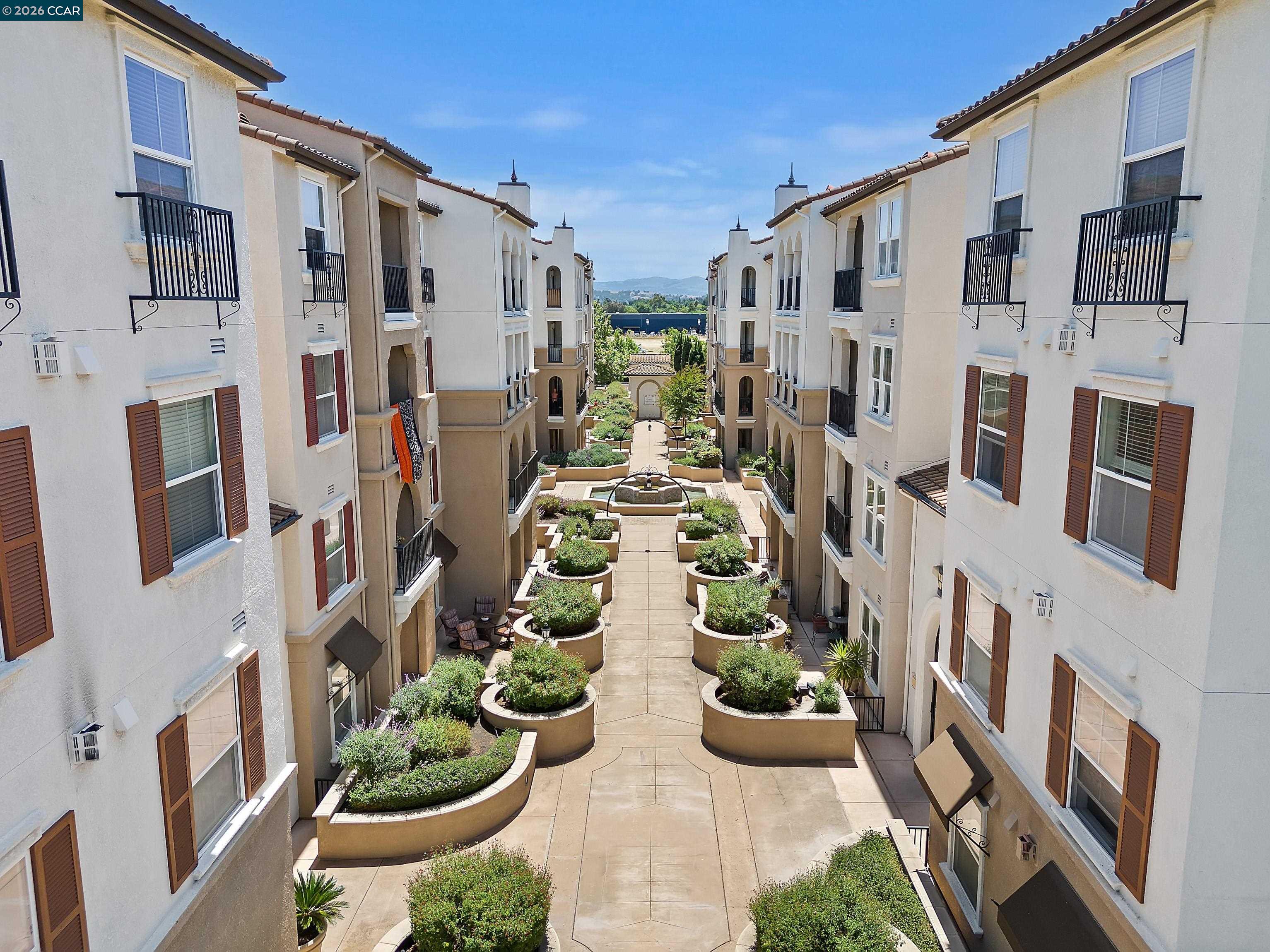 3240 Maguire Way # 401