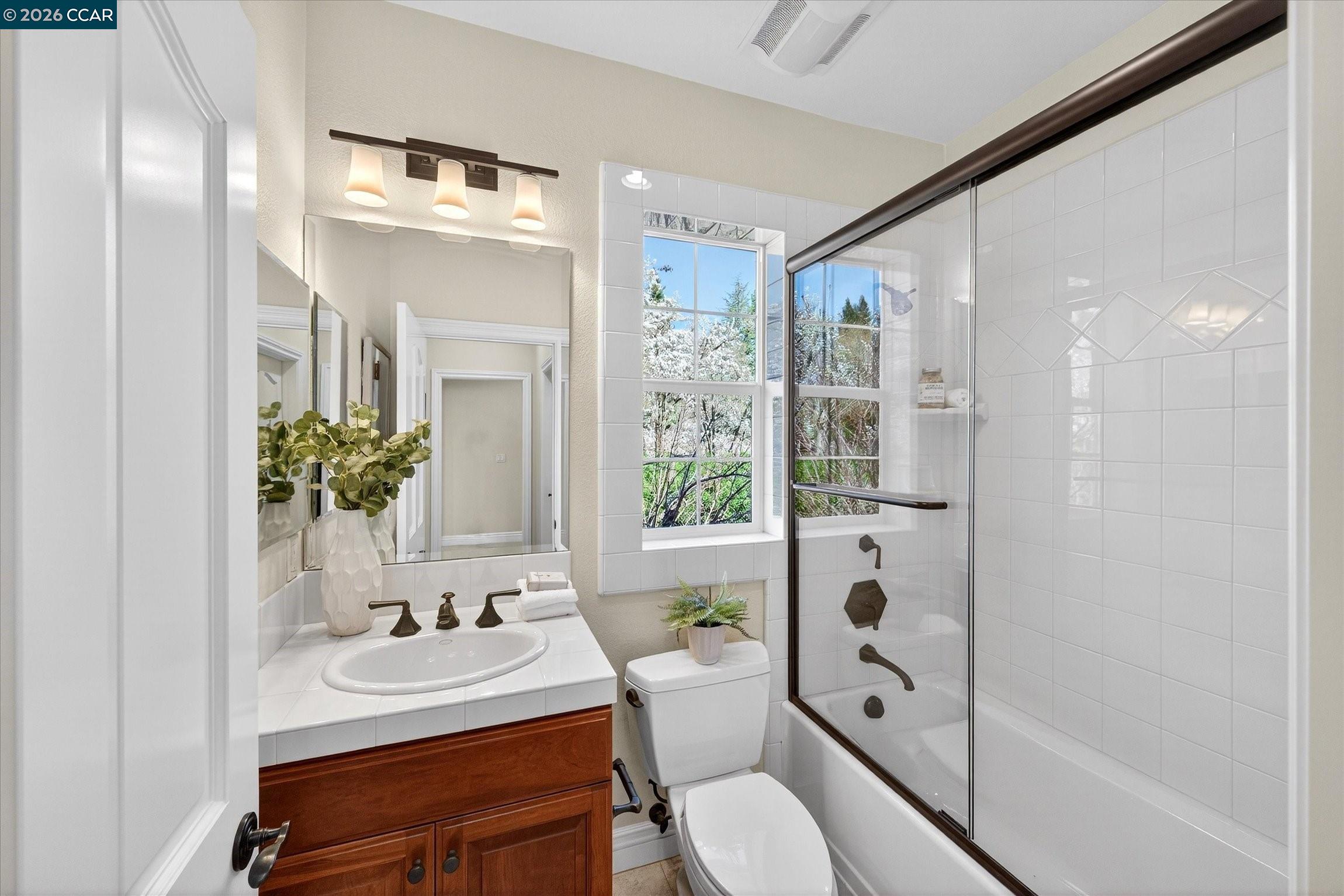 3 Brooktree Dr