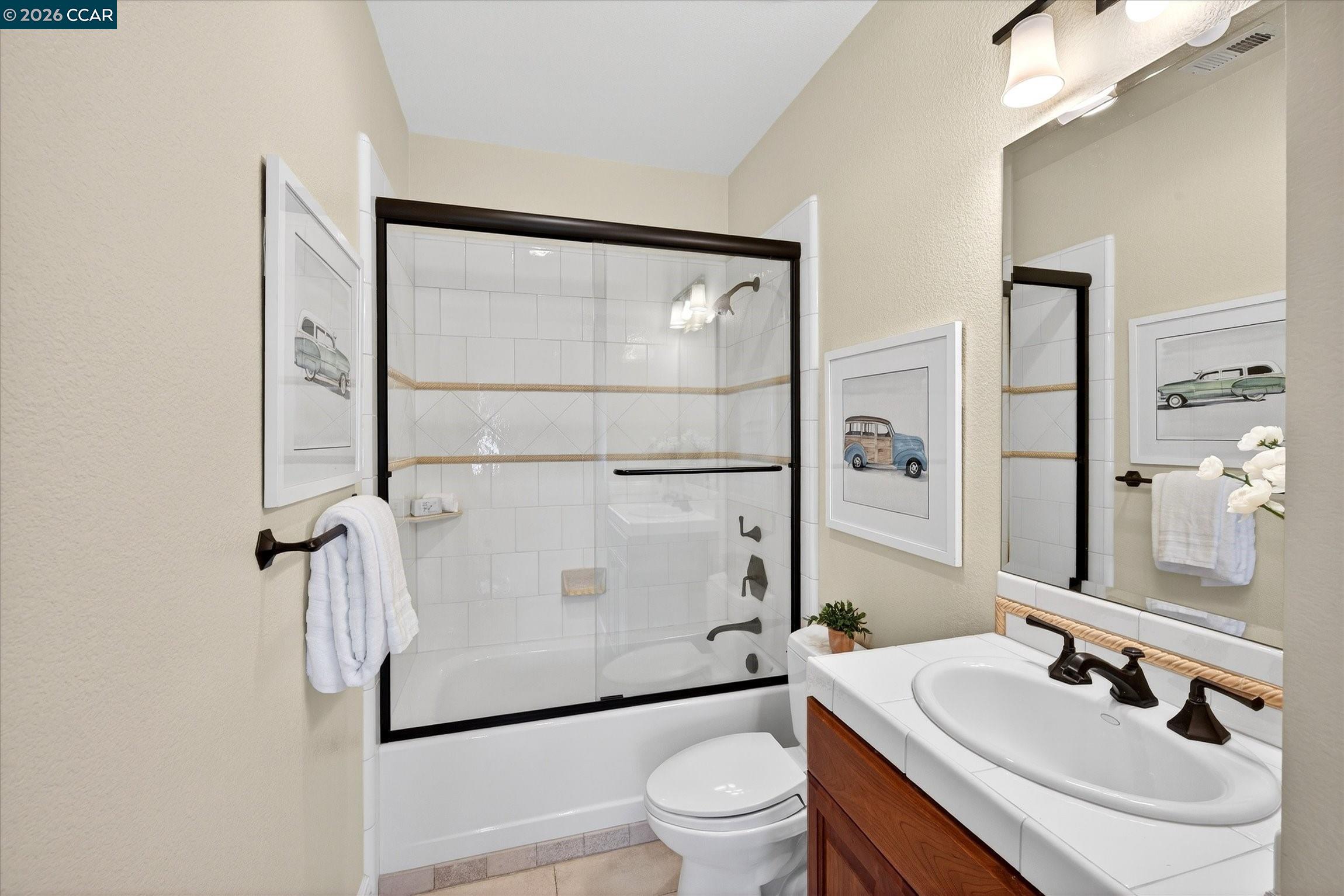 3 Brooktree Dr