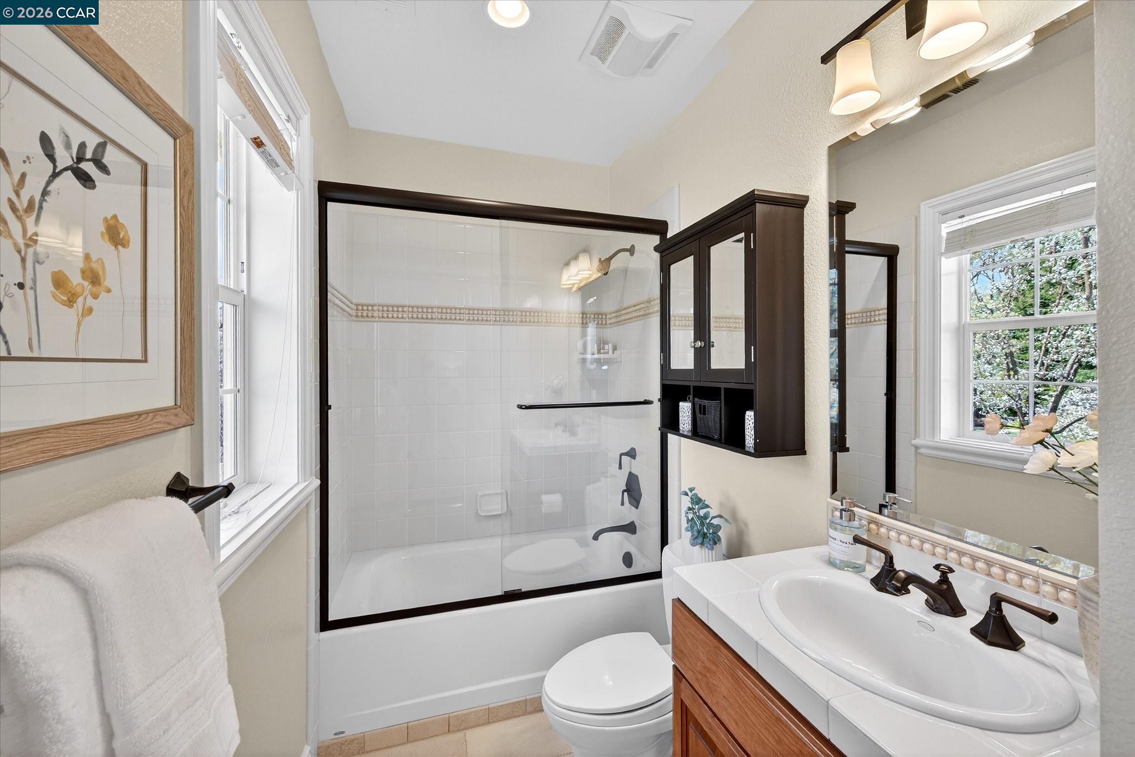 3 Brooktree Dr