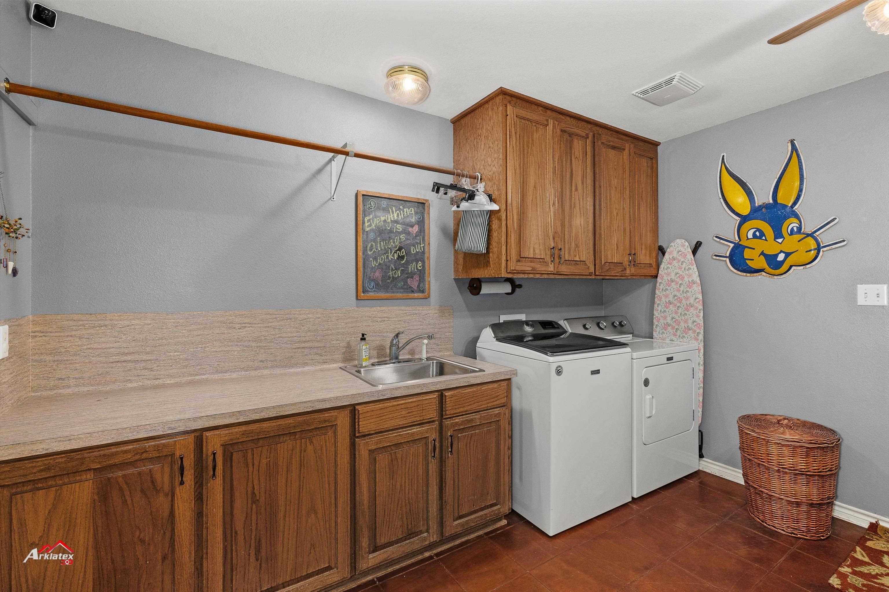 210 Scottsville Crossing Loop