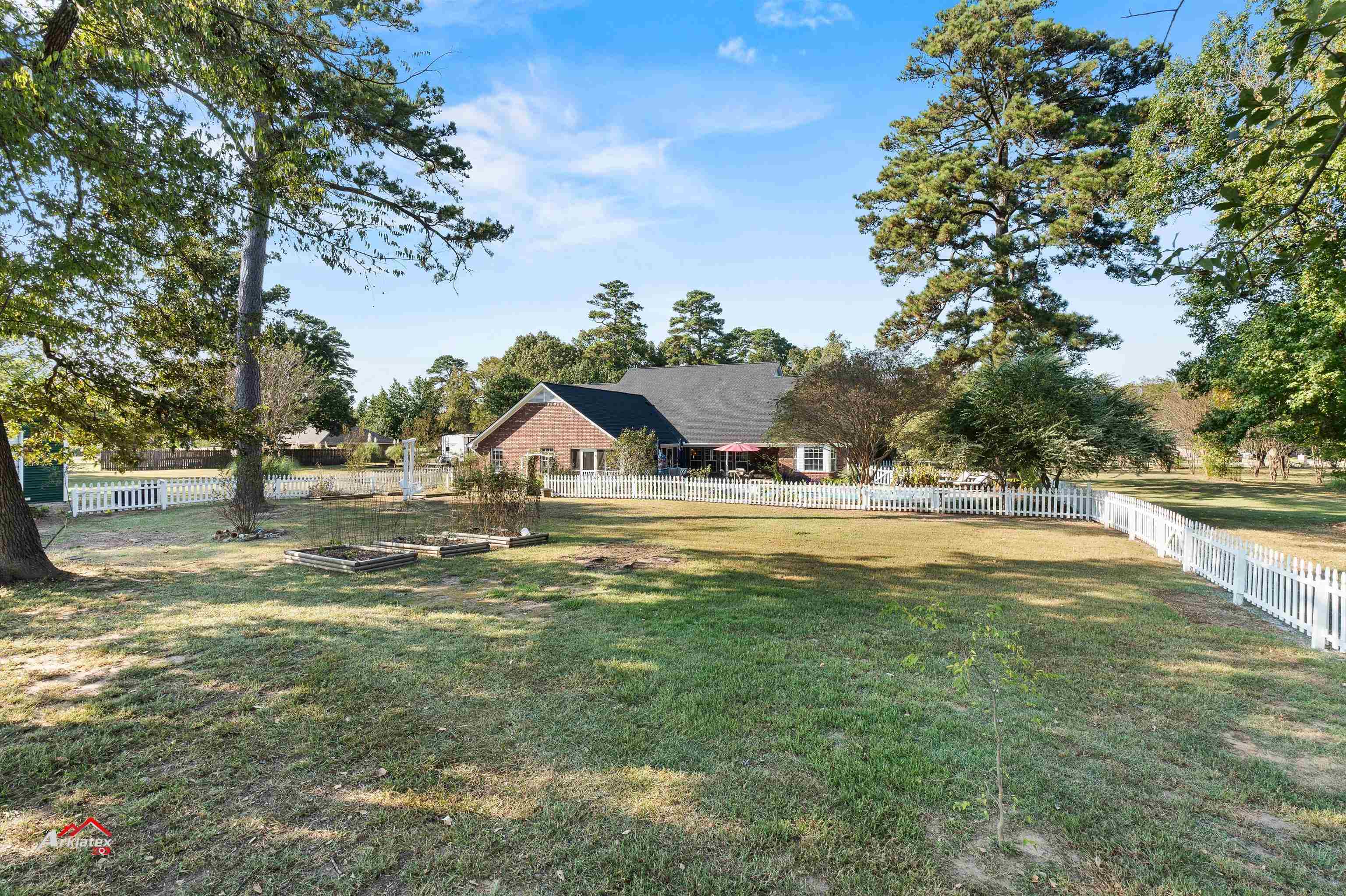 210 Scottsville Crossing Loop