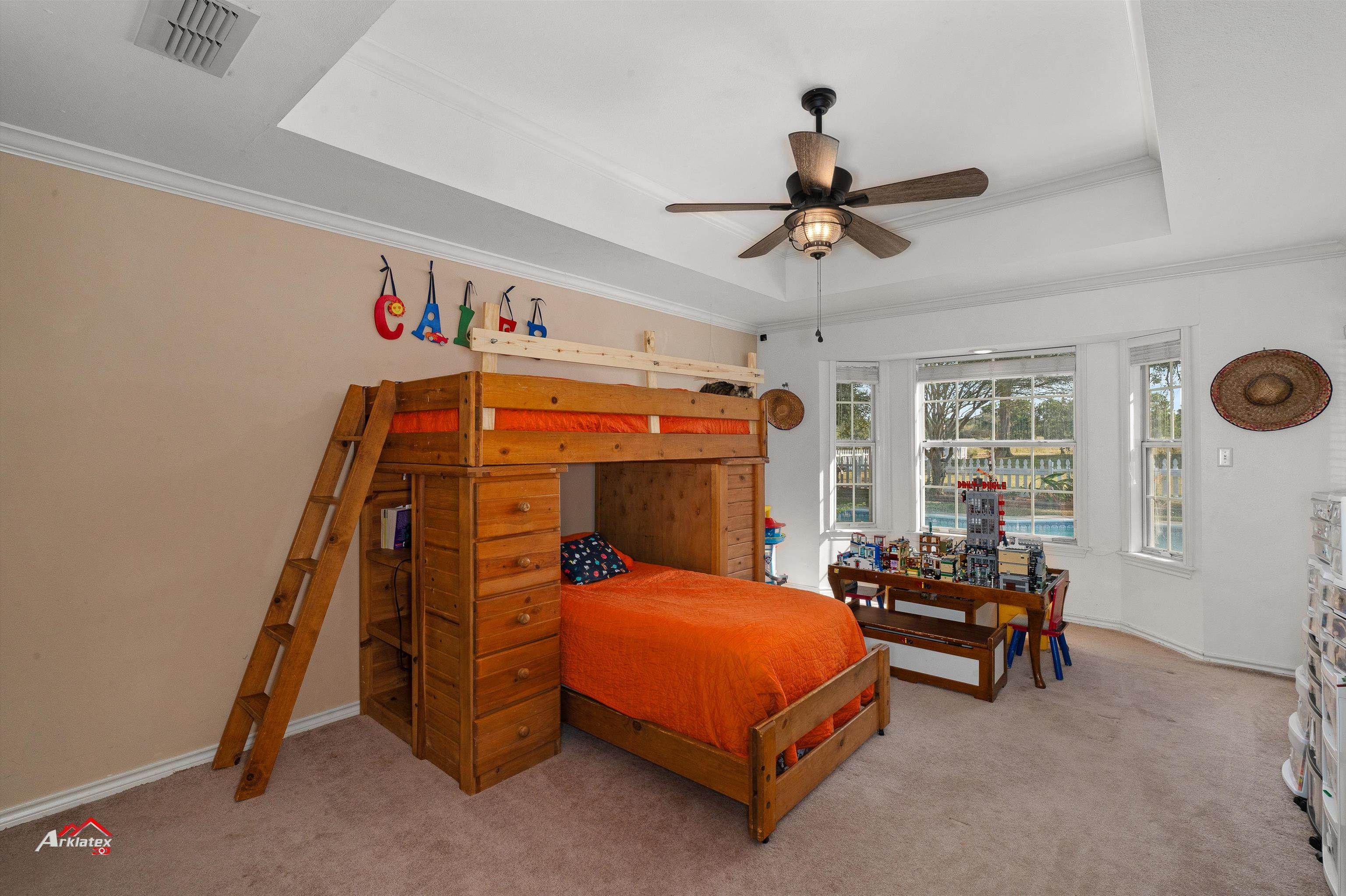 210 Scottsville Crossing Loop