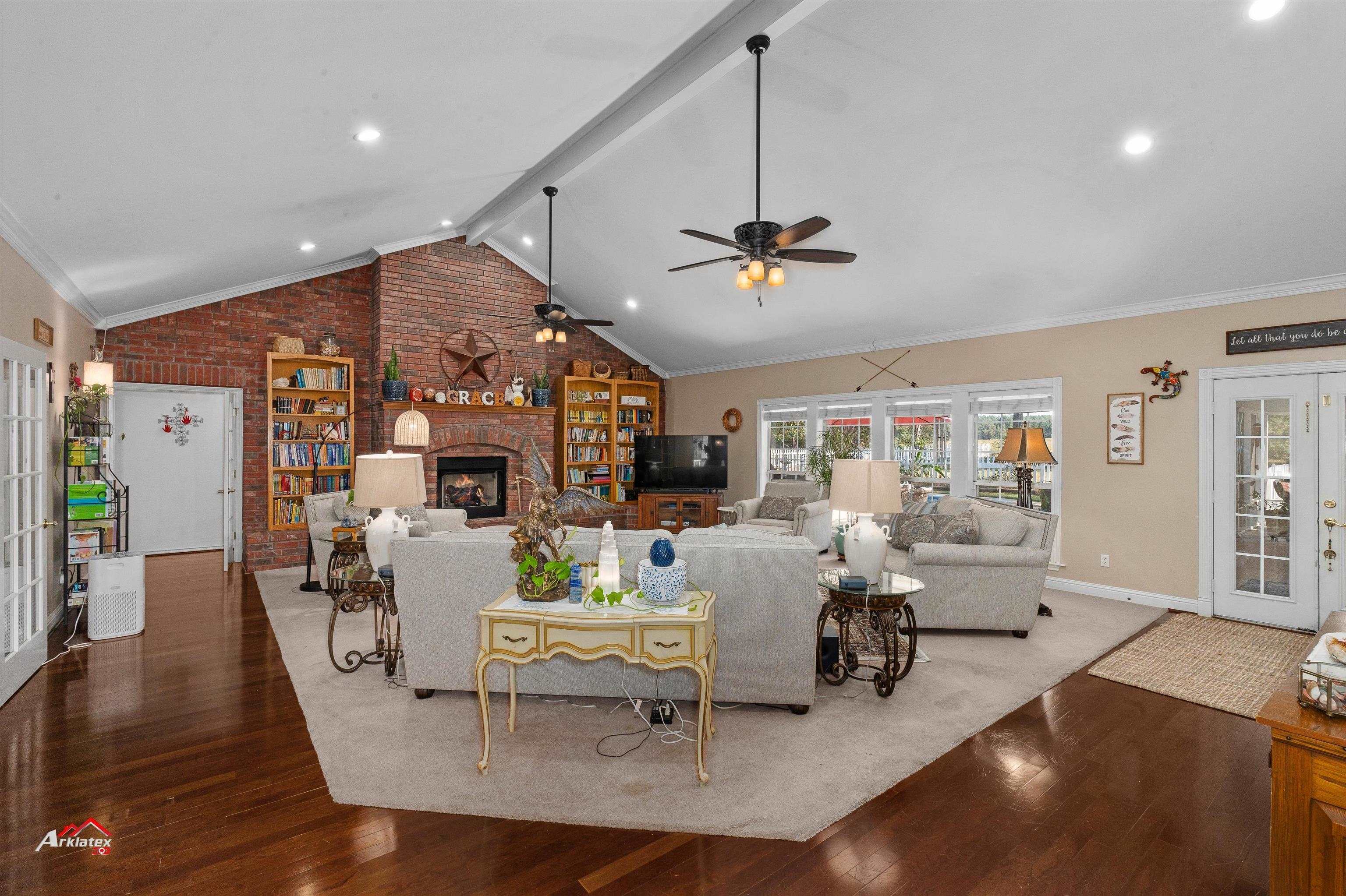 210 Scottsville Crossing Loop