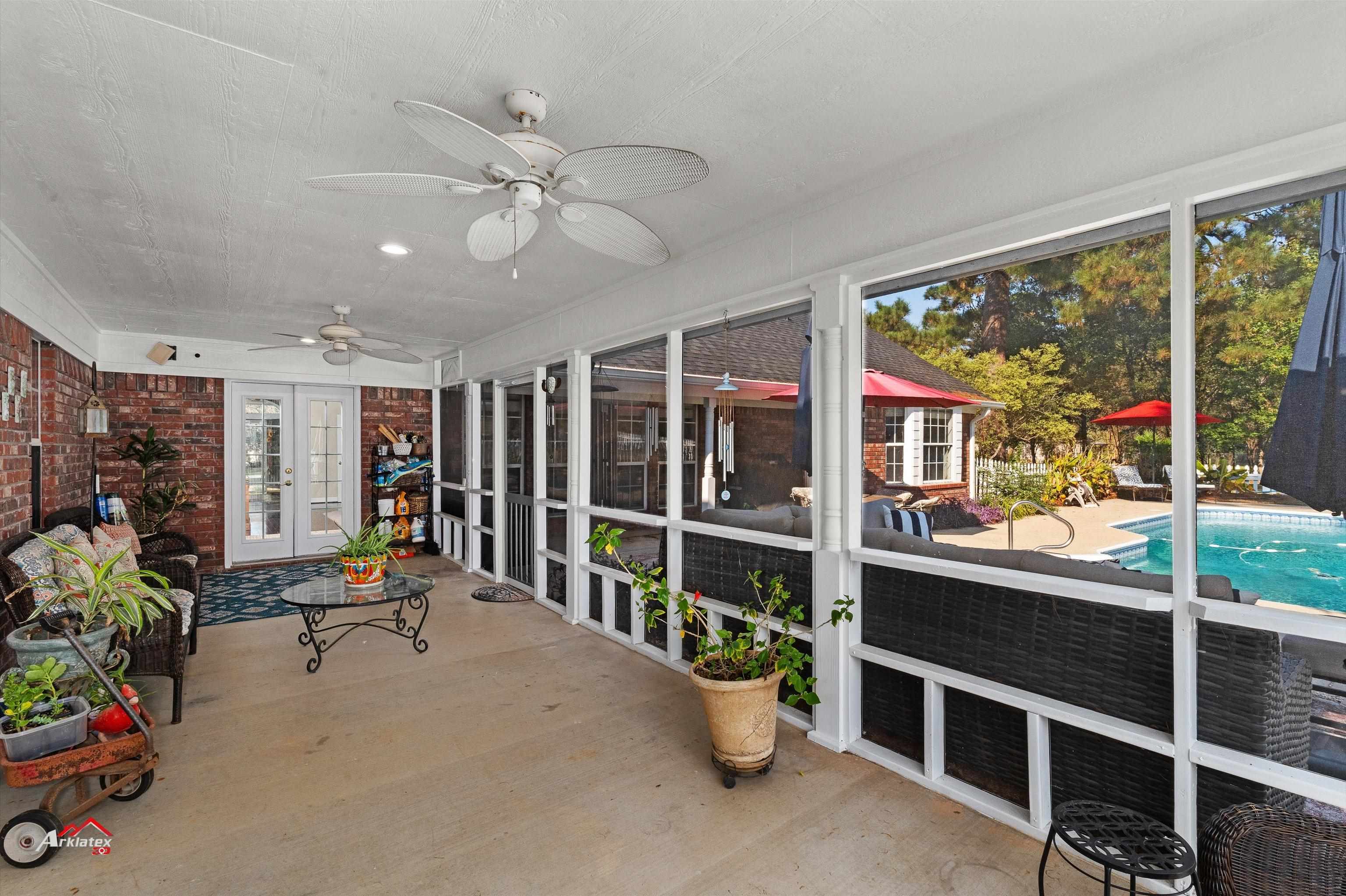 210 Scottsville Crossing Loop